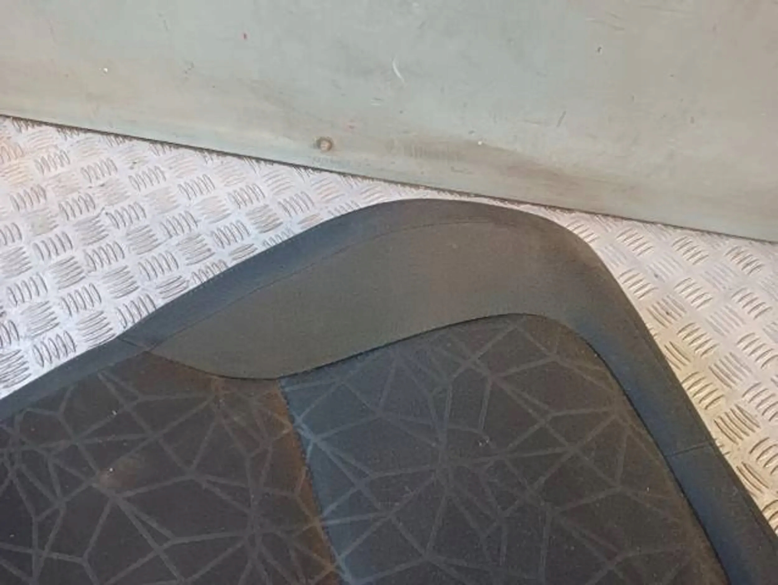 левый обшивка кресло SKODA YETI