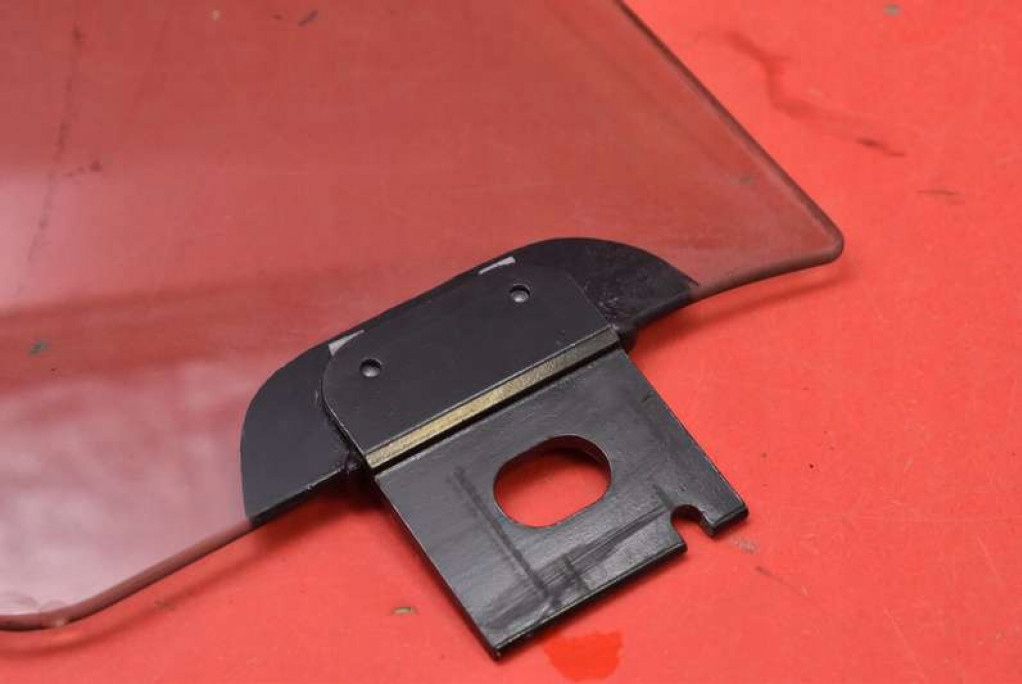 window side right front front TESLA MODEL S 16-21