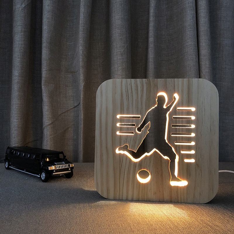 

Lampa Nocna Led Drewniana Nastrojowa Piłkarz