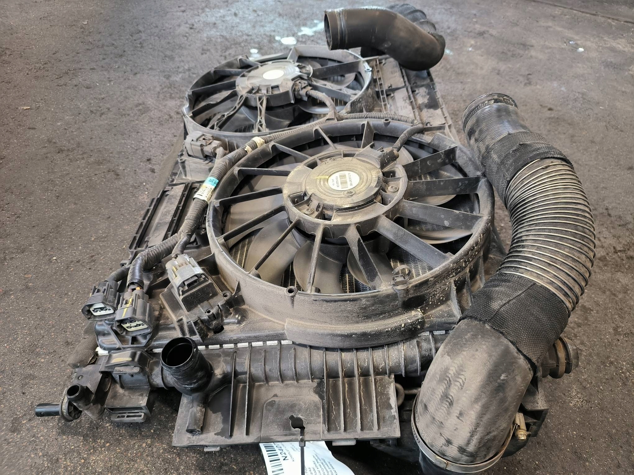 KOMPLET radiatore 2.0T ECOBOOST LINCOLN MKC