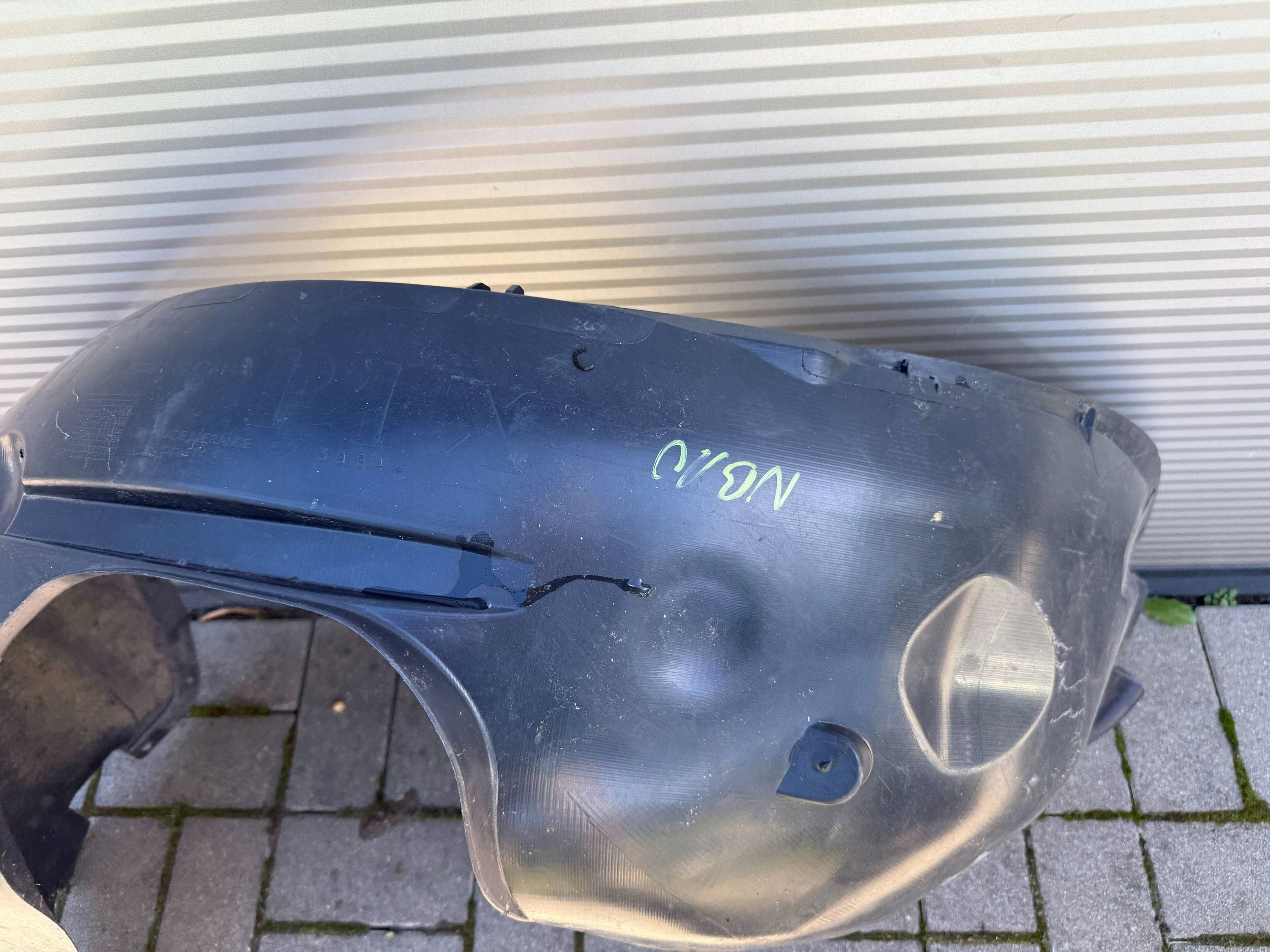 Volvo S40 08- mudguard right front front