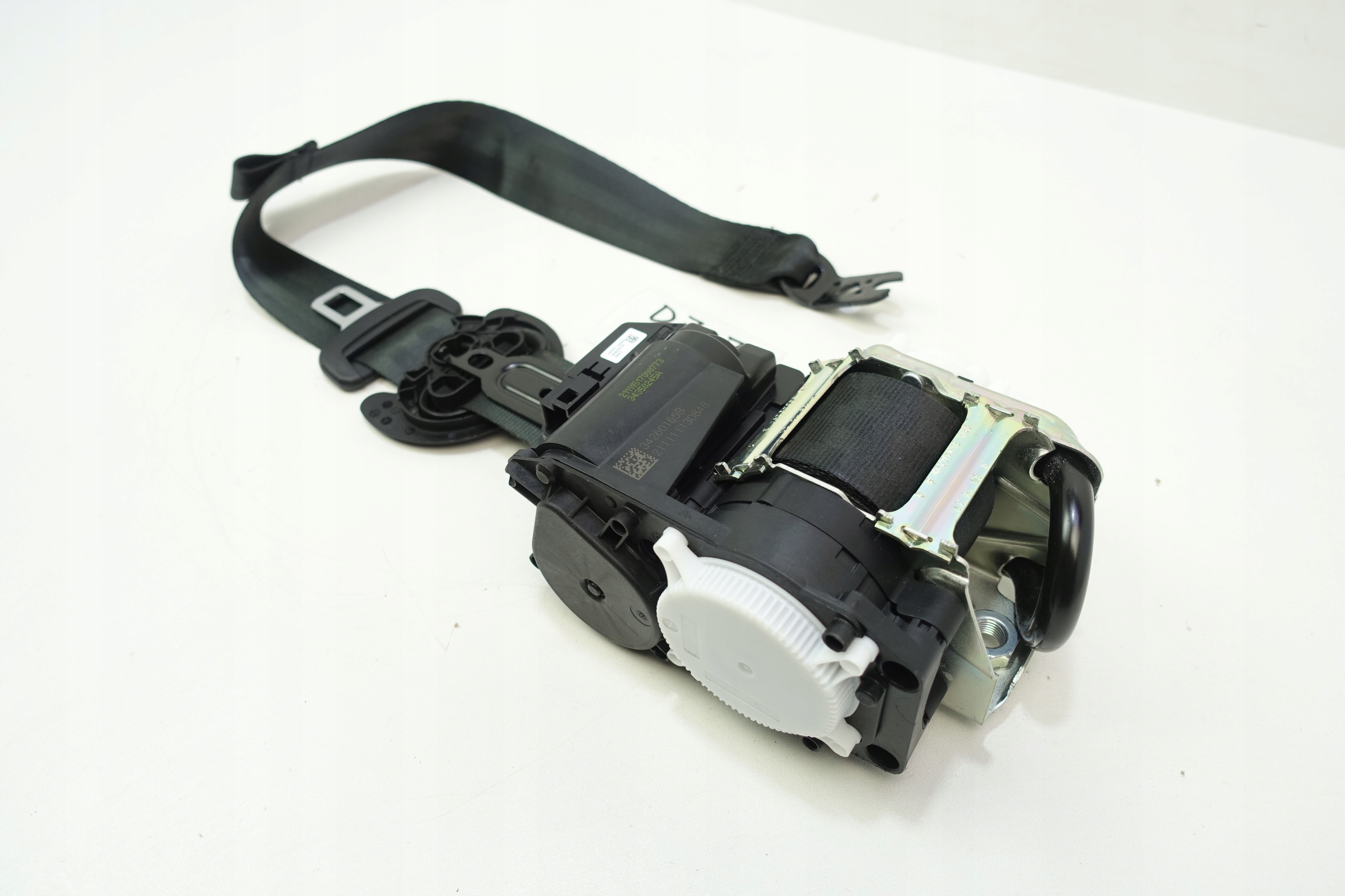 tension belt safety left front AUDI A3 8Y 20