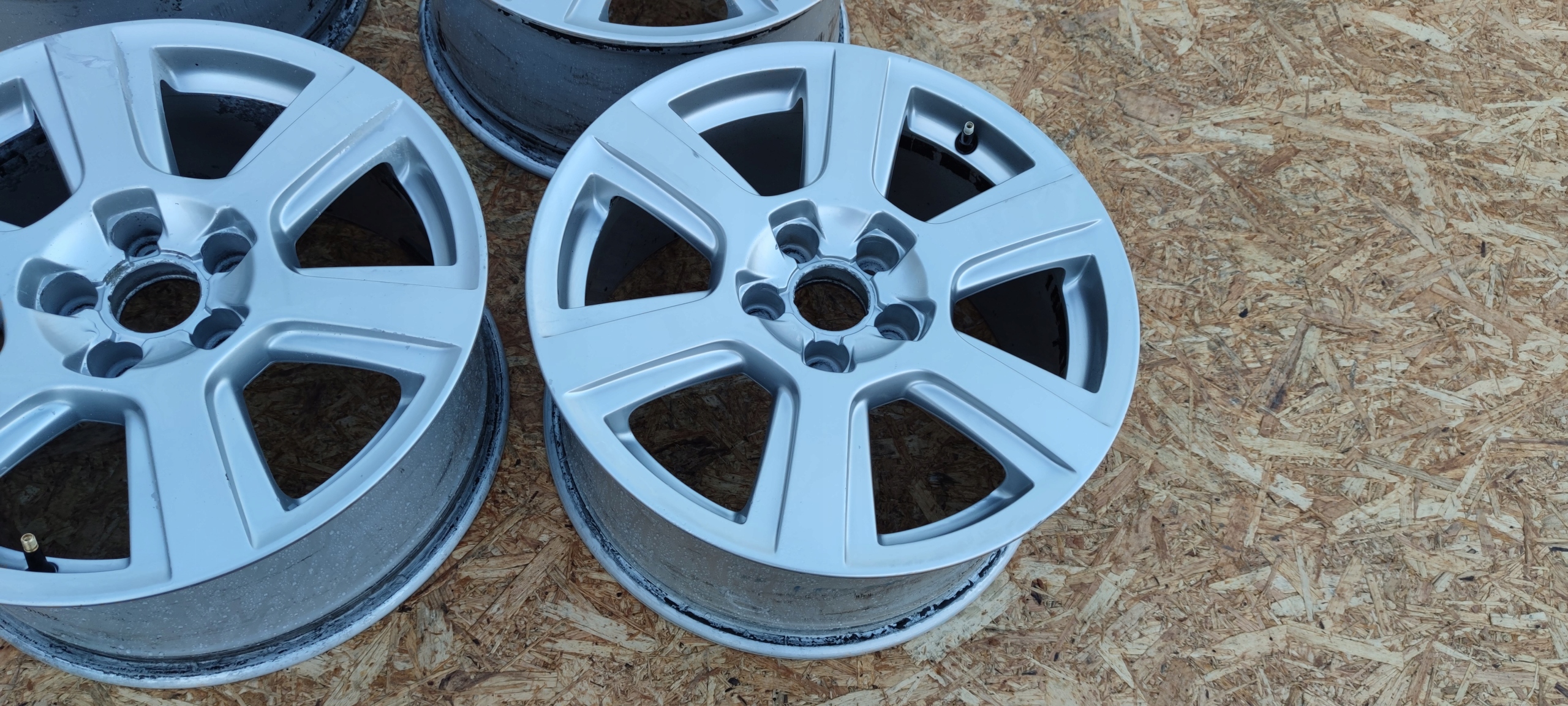 disc discs AUDI A4 A5 Q5 8J R17 ET39 8R0601025