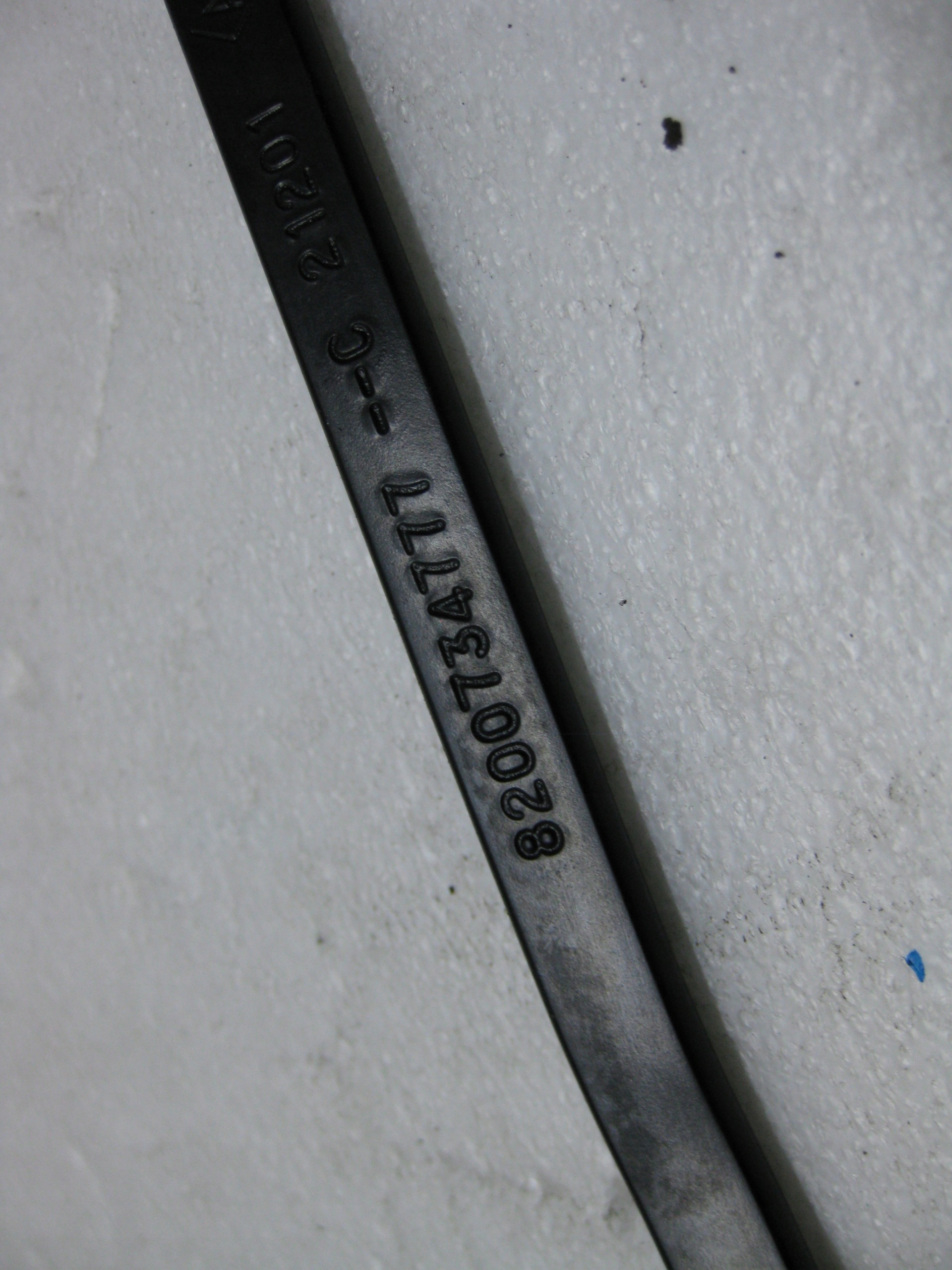OPEL MOVANO B LIFT wiper arm right front front 8200734777