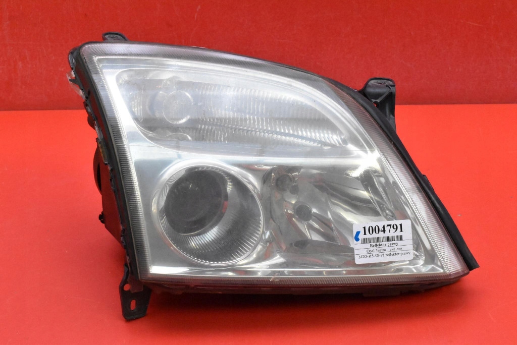 REFLEKTOR right light front lens XENON EU 155888-00 OPEL VECTRA C 02-05