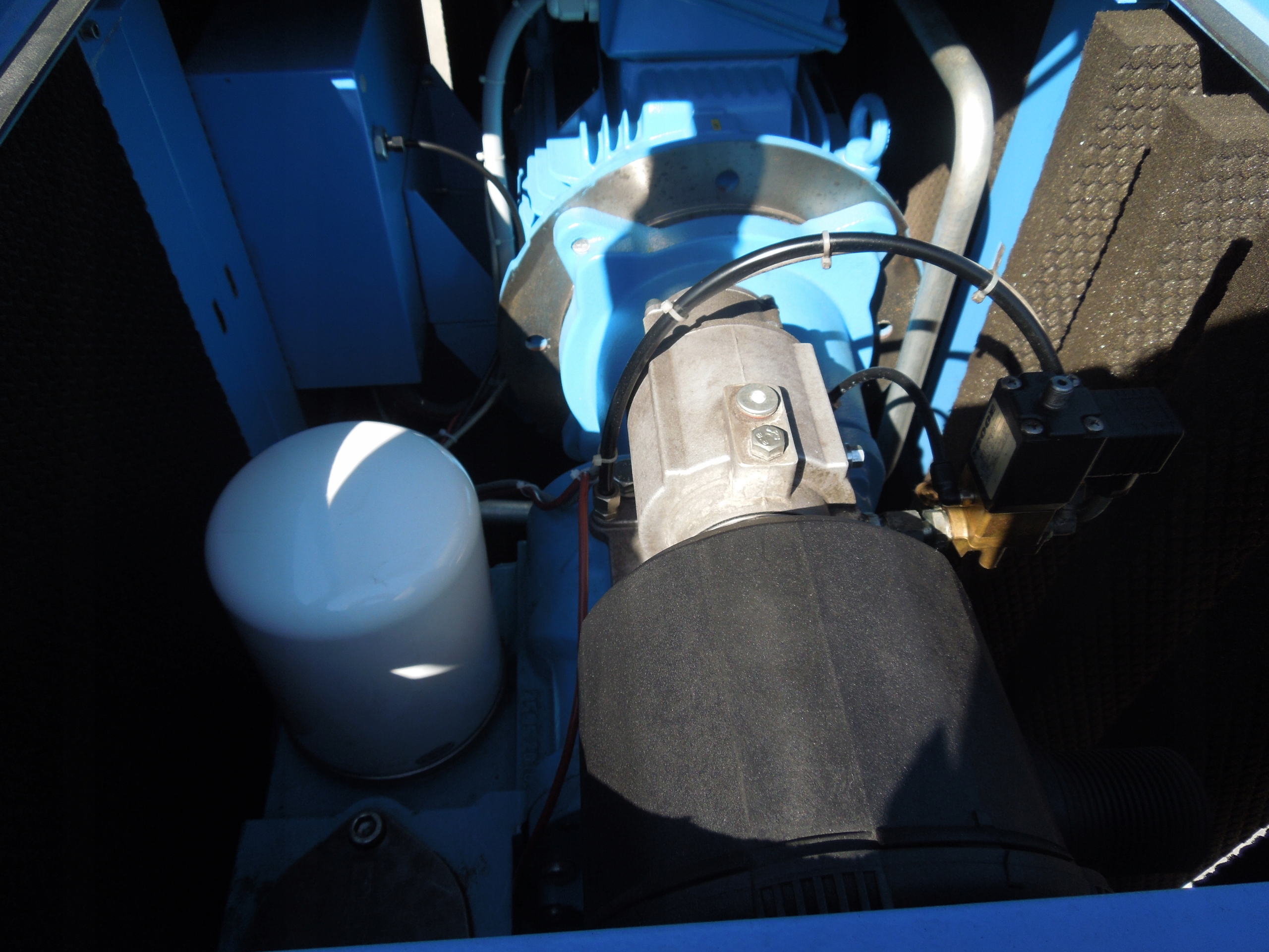 KOMPRESOR ŚRUBOWY BOGE CL20L 15KW 2016r Marka Boge