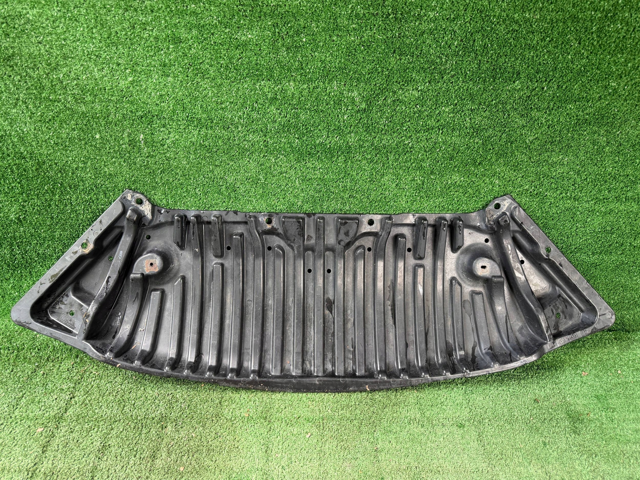 MERCEDES C W204 cover cover below bumper lower front A2045240230