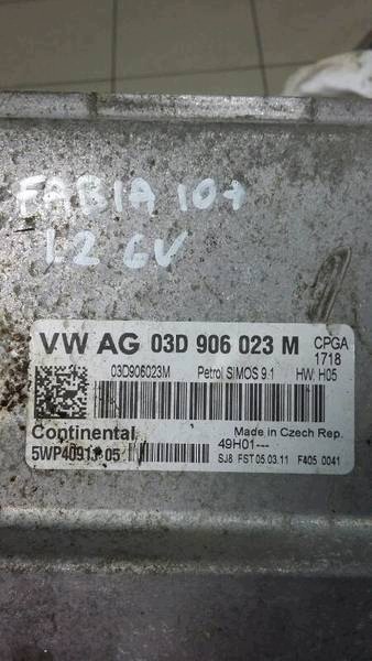 computer 03D906023M SKODA FABIA II 1.2