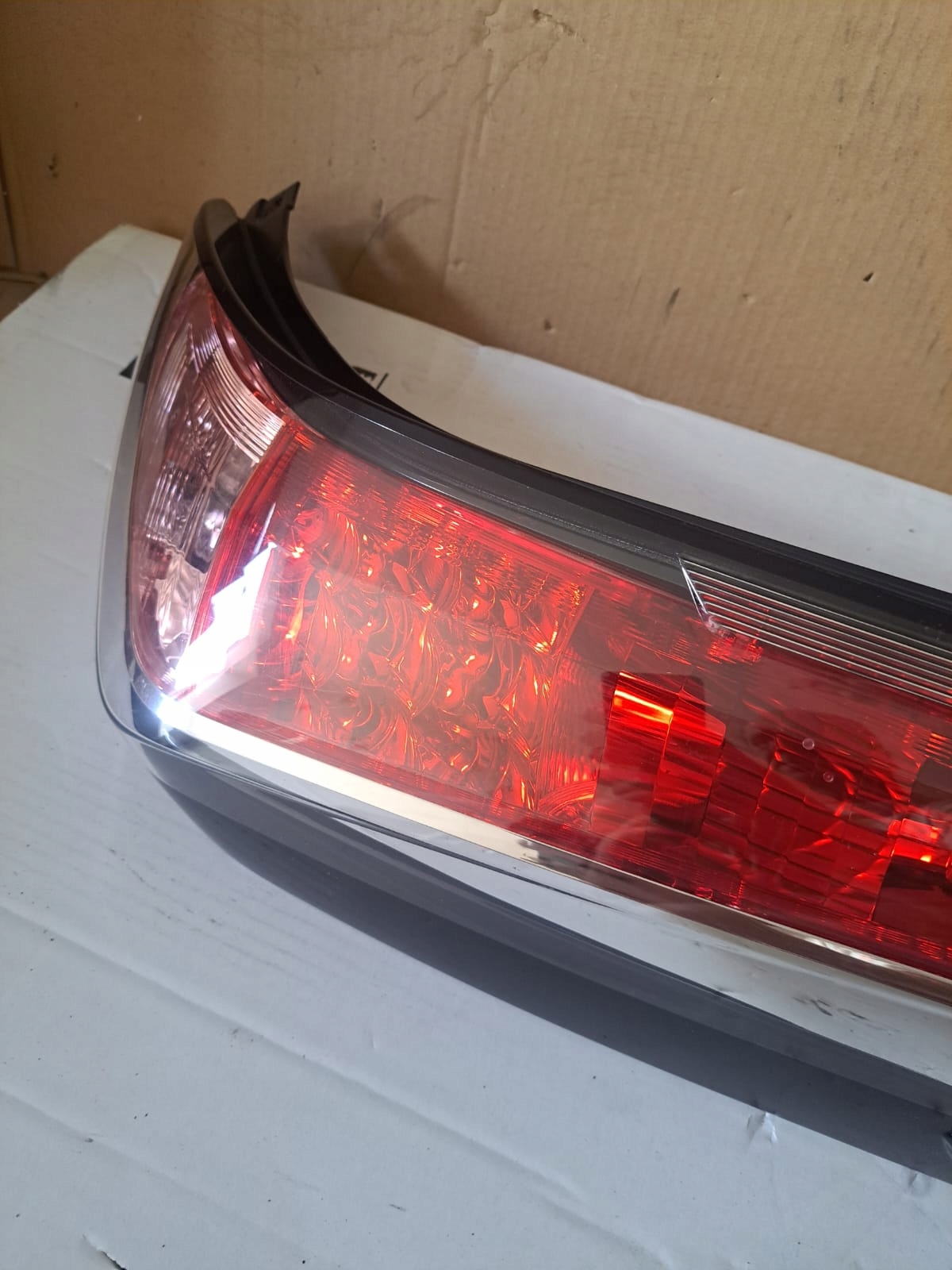 фонарь TOYOTA AYGO II