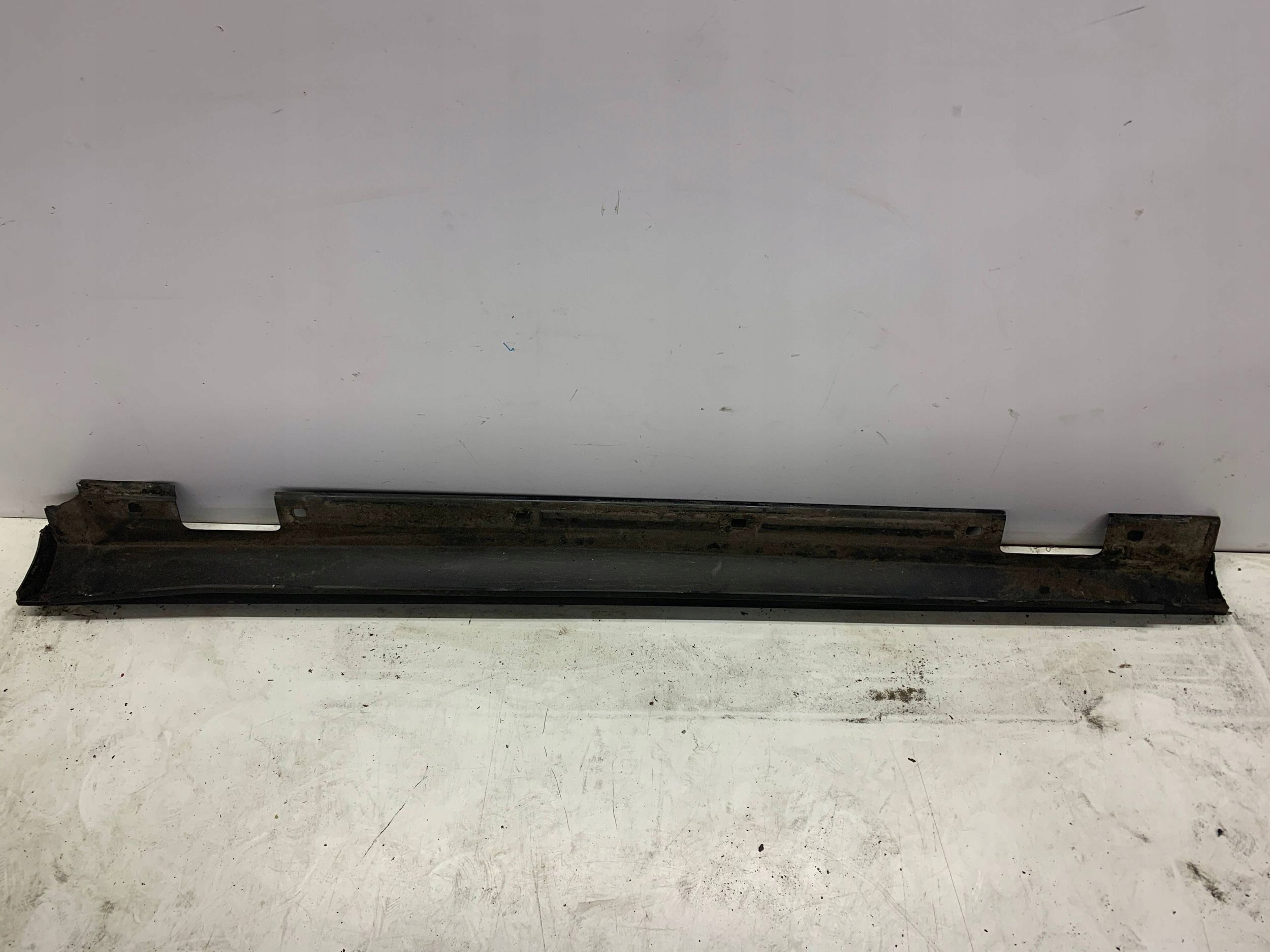 moulding cap threshold right MERCEDES A-KLASA W176 (2015-2018) colour 191