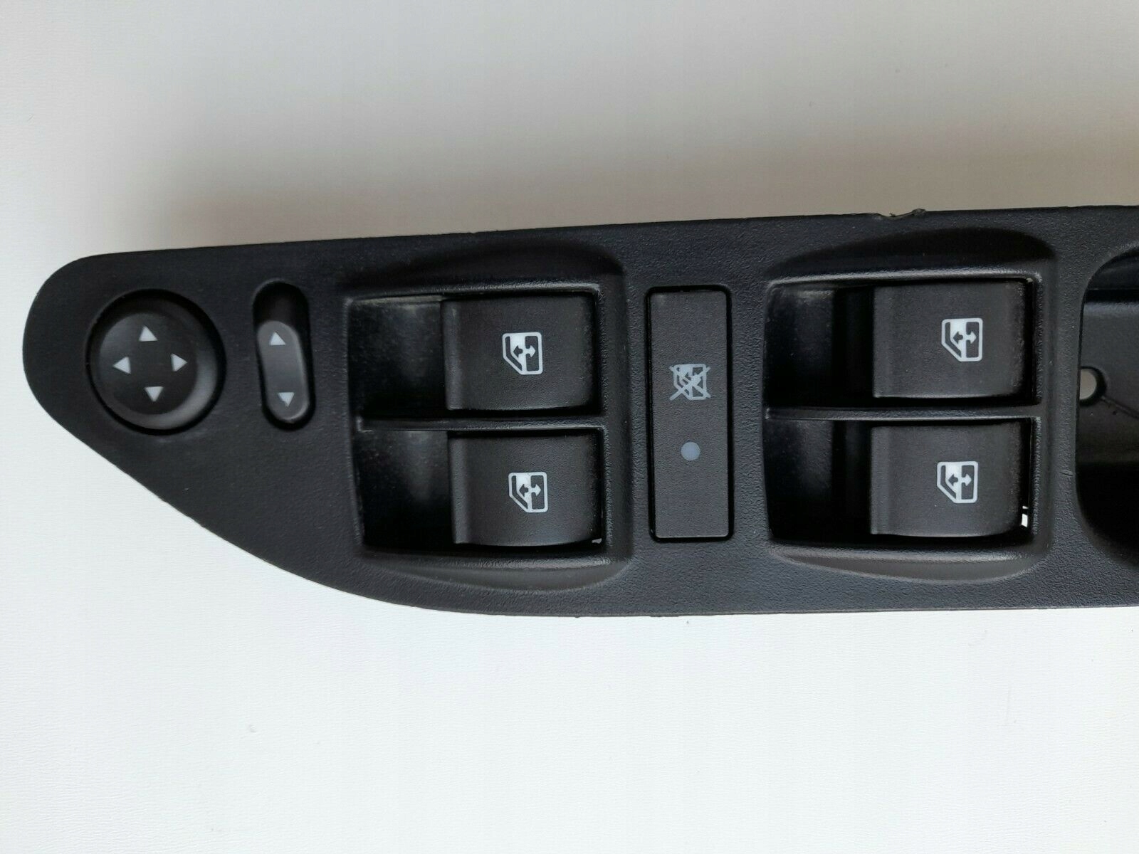PEUGEOT CITROEN window control switch left 98319739ZD