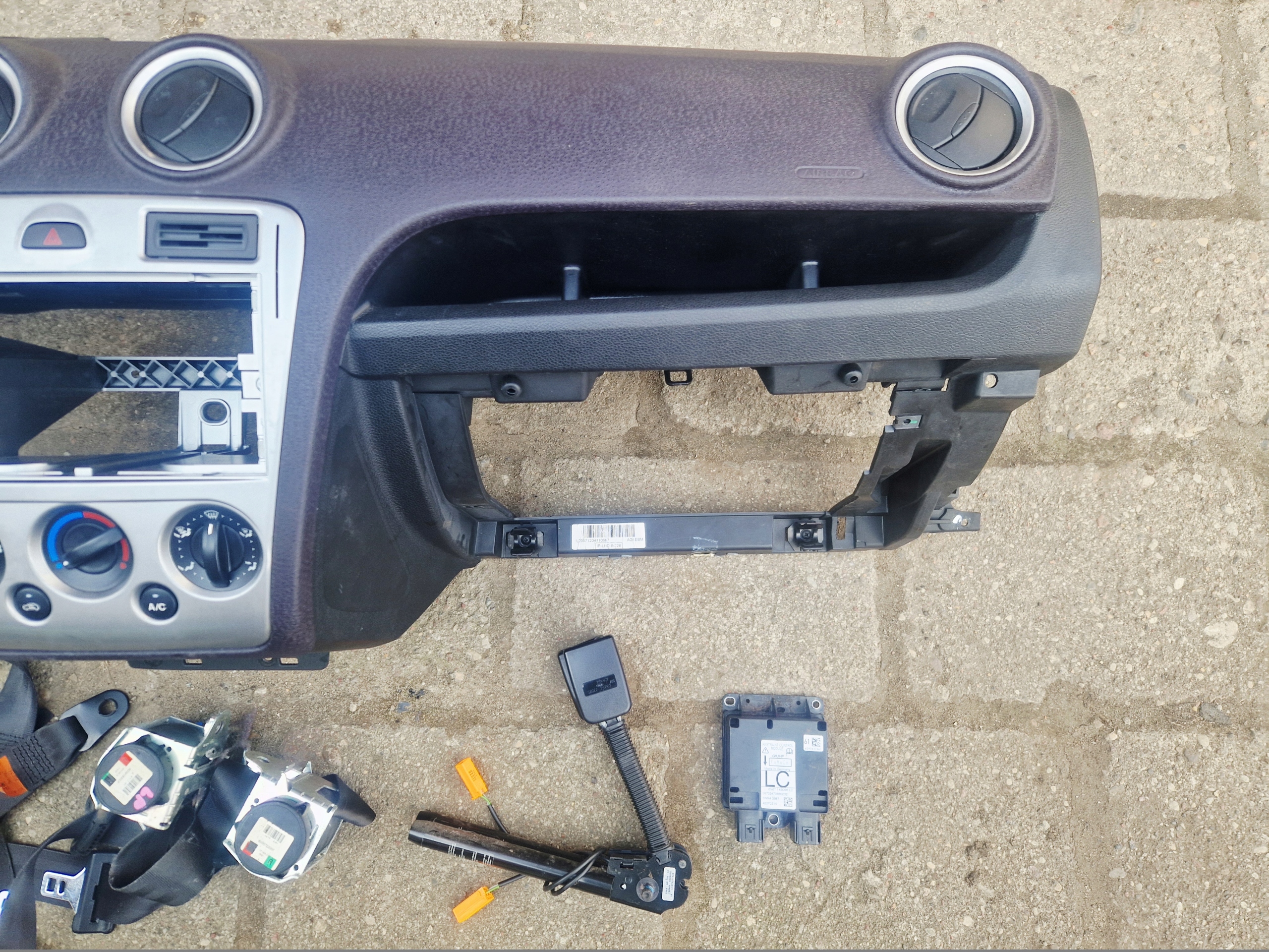 FORD FUSION MK1 LIFT dashboard console airbag SENSOR tension belts KOMPLET