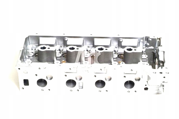 AMC GŁOWICA CYLINDRÓW MERCEDES SPRINTER 2-T B901 B902 SPRINTER 3-T Producent części AMC