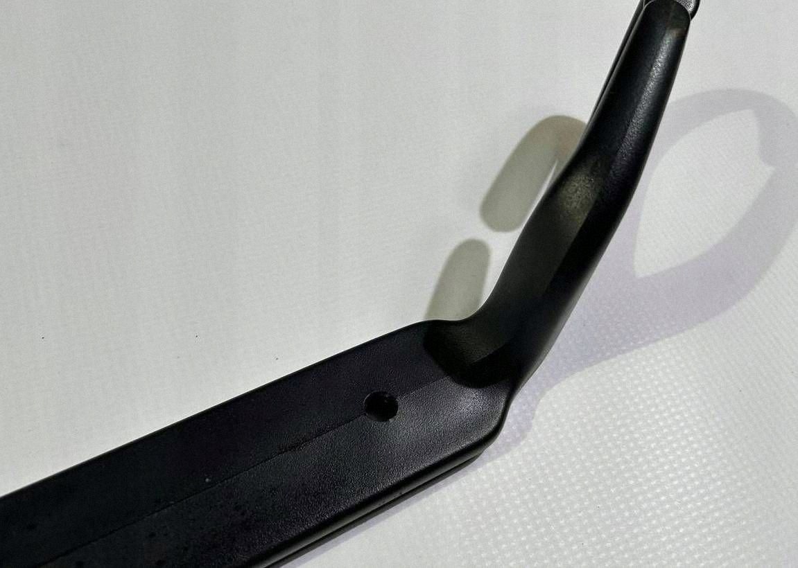 Podajnik OSSATURA di sicurezza Destra passeggeri Dodge Challenger 2008-2010