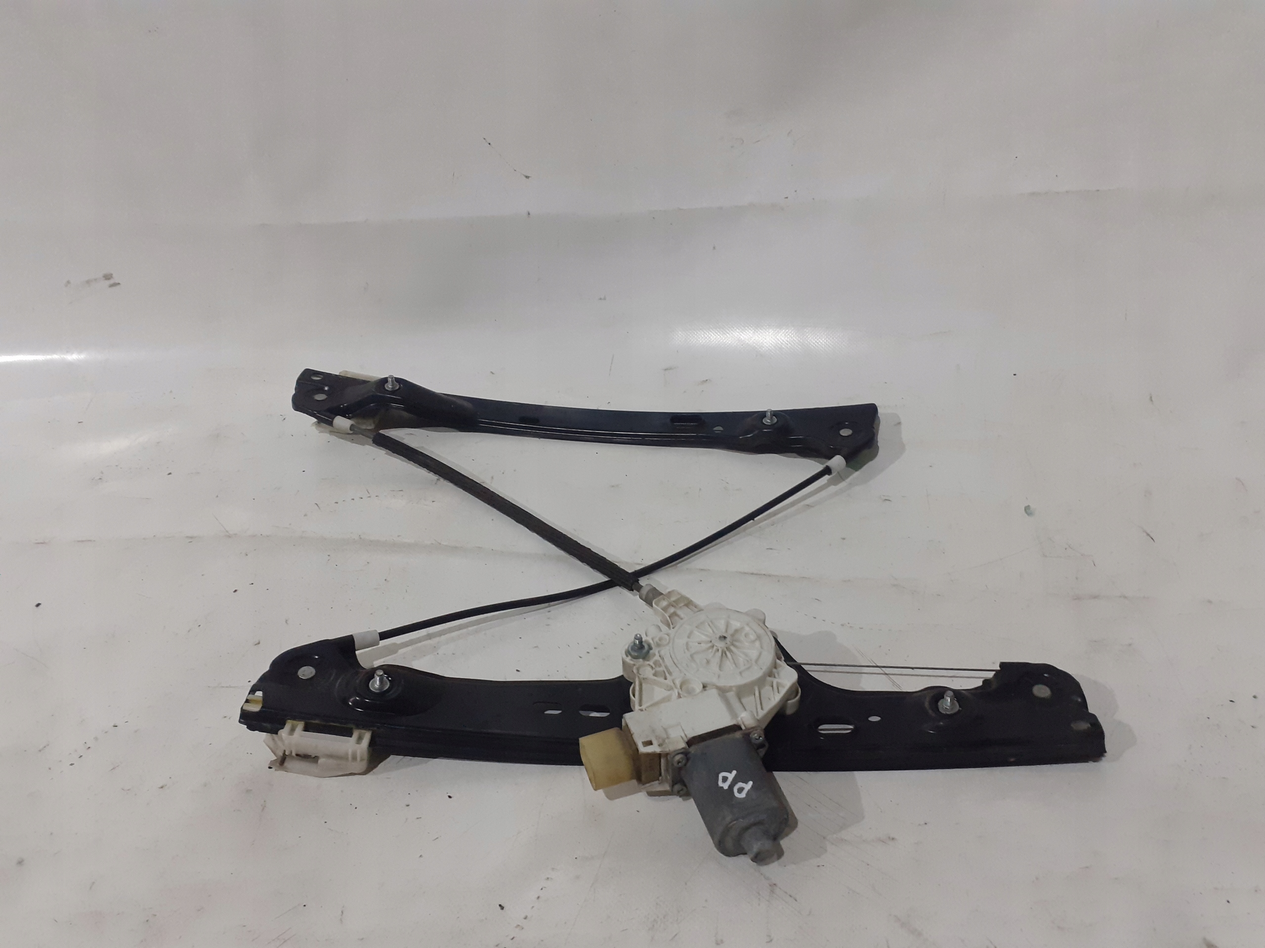 Bmw E90 E91 Mécanisme essuie glaces Droite Avant
