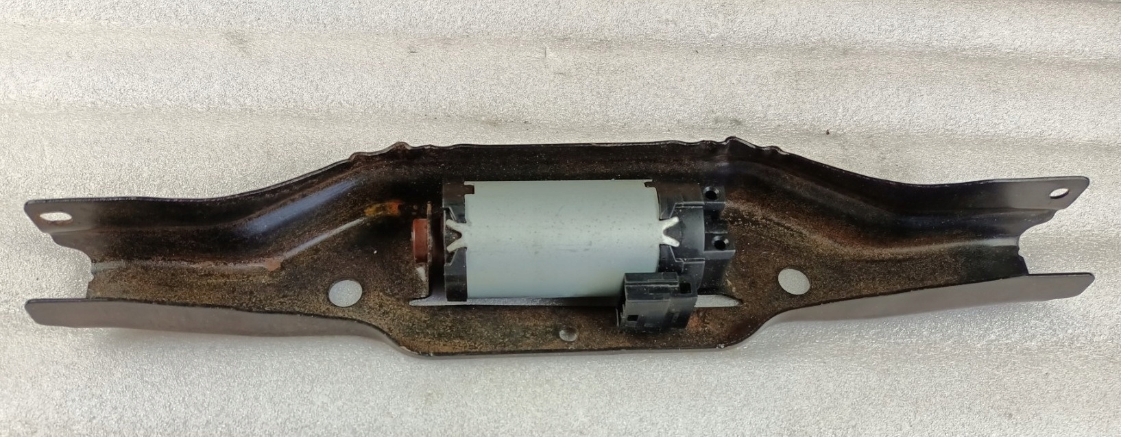 L0372837AA - Двигатель регулировки сиденья Dodge Challenger 201