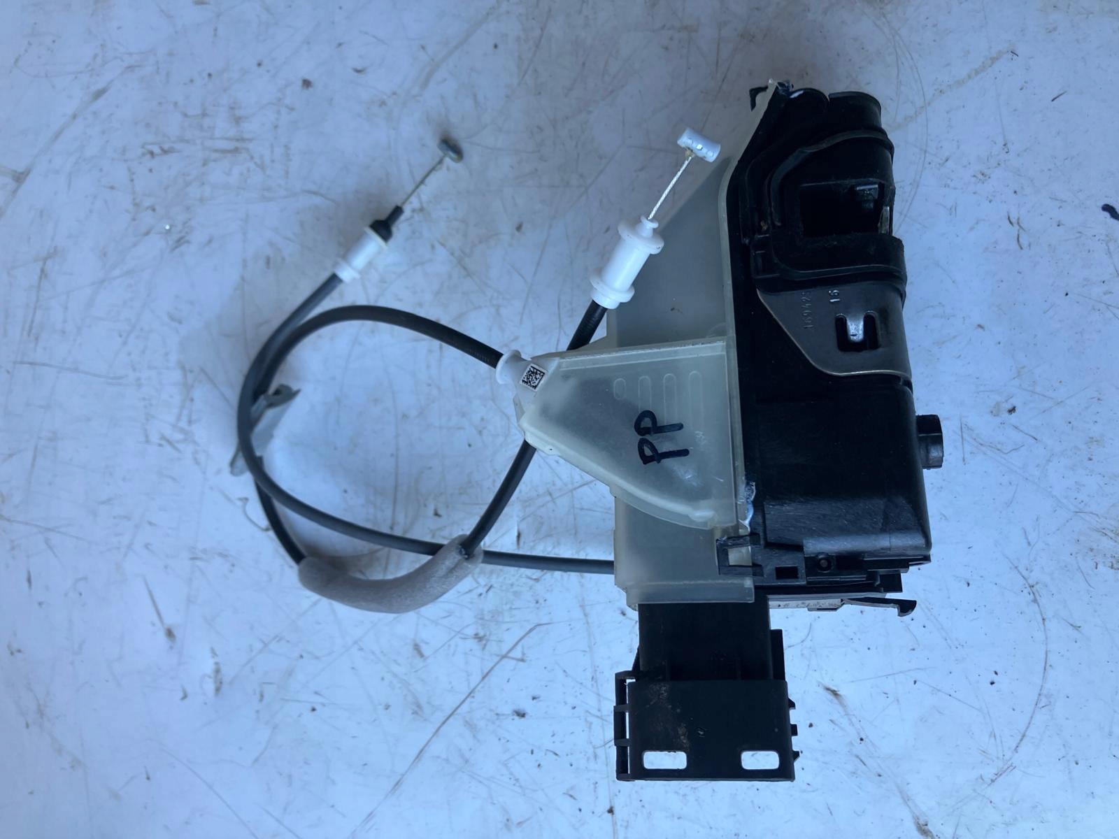 lock door right front CITROEN C3 III EU 6 PIN PSA123980