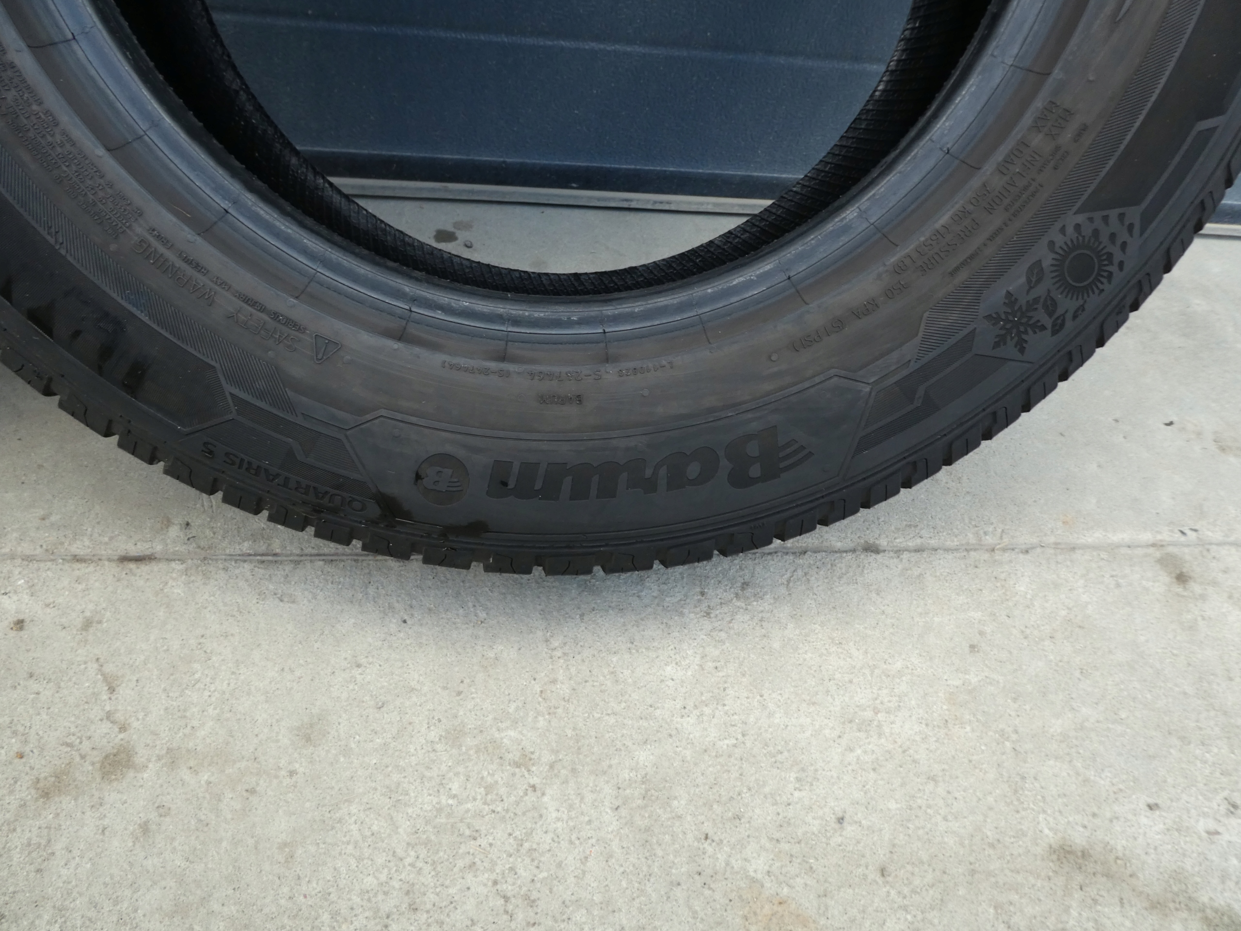 2X Pneumatiques, pneus Barum 215/65/16 2022R