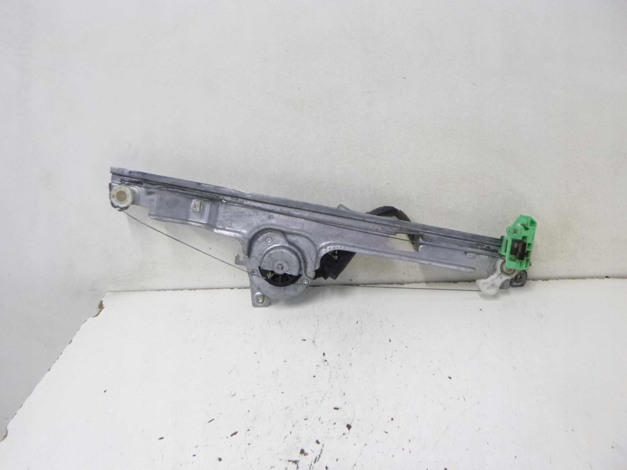 MÉCANISME VITRE AVANT GAUCHE RENAULT SCENIC II 05R.
