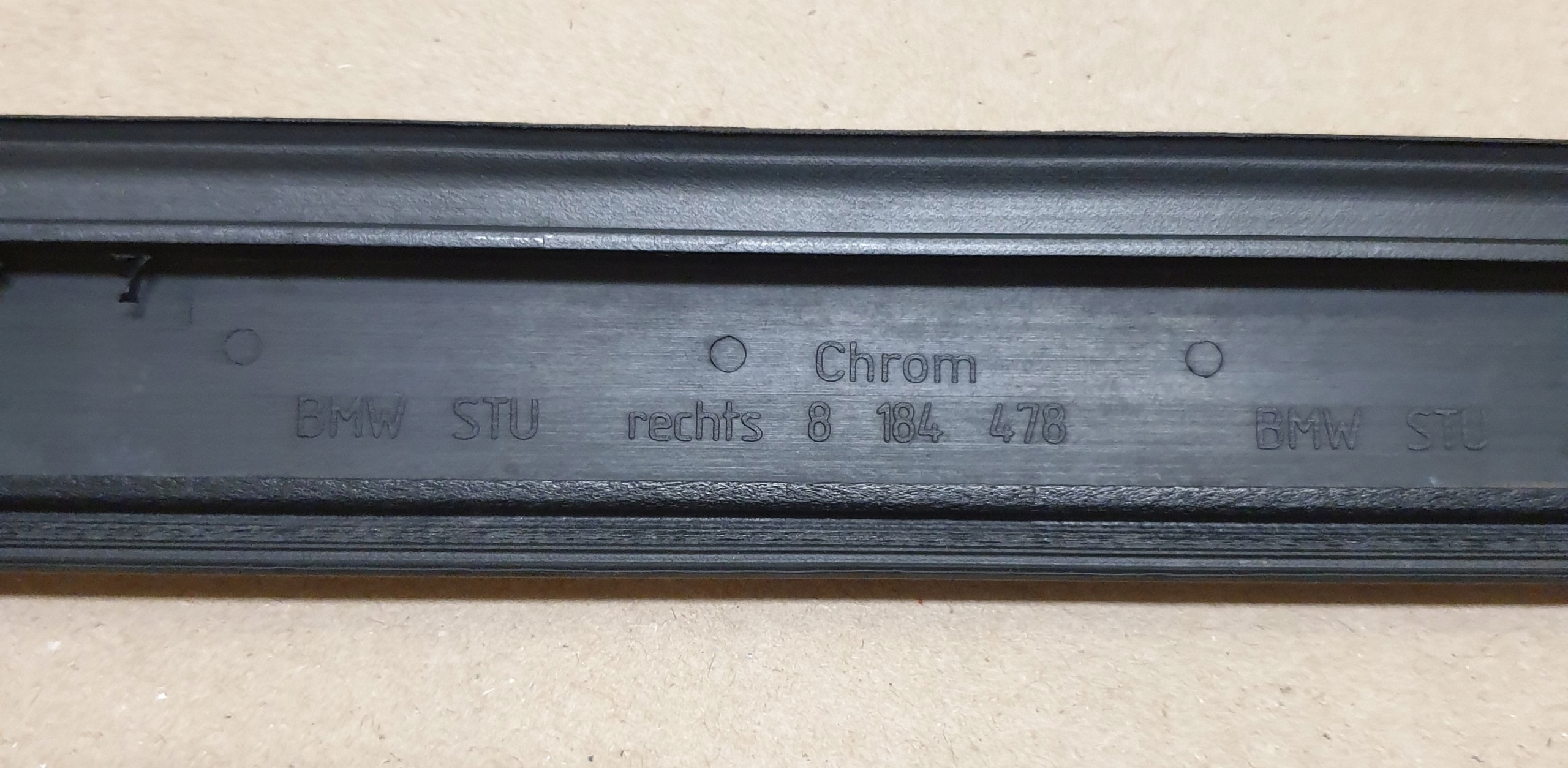 moulding Z door right front BMW 5 E39 8184478 OE