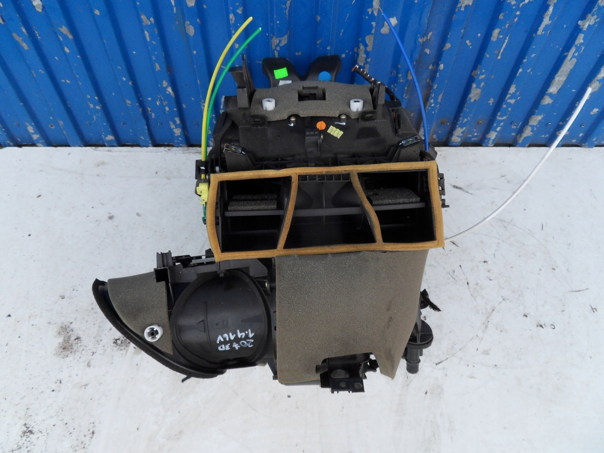 96497836XT - PEUGEOT 207 06-09 1.4 16V ОБОГРЕВАТЕЛЬ ЕВРОПА