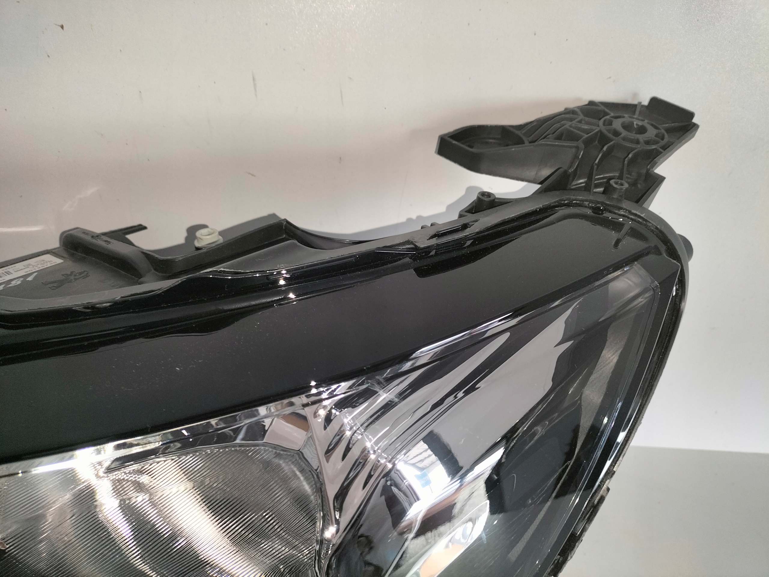 light front reflektor left PEUGEOT 208 II 19