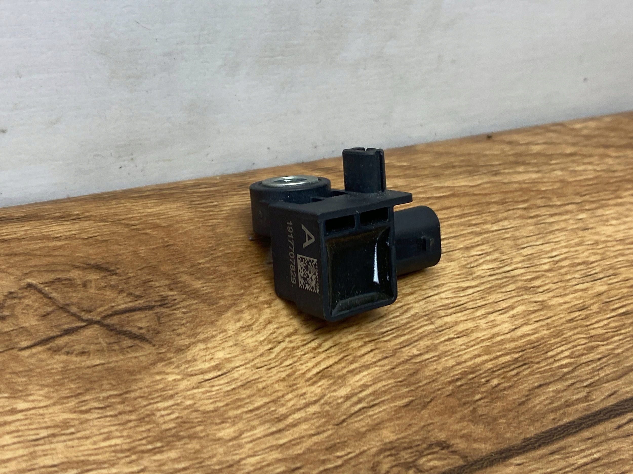 Sensor zderzeniowy (airbag) Ford Explorer VI 2020+