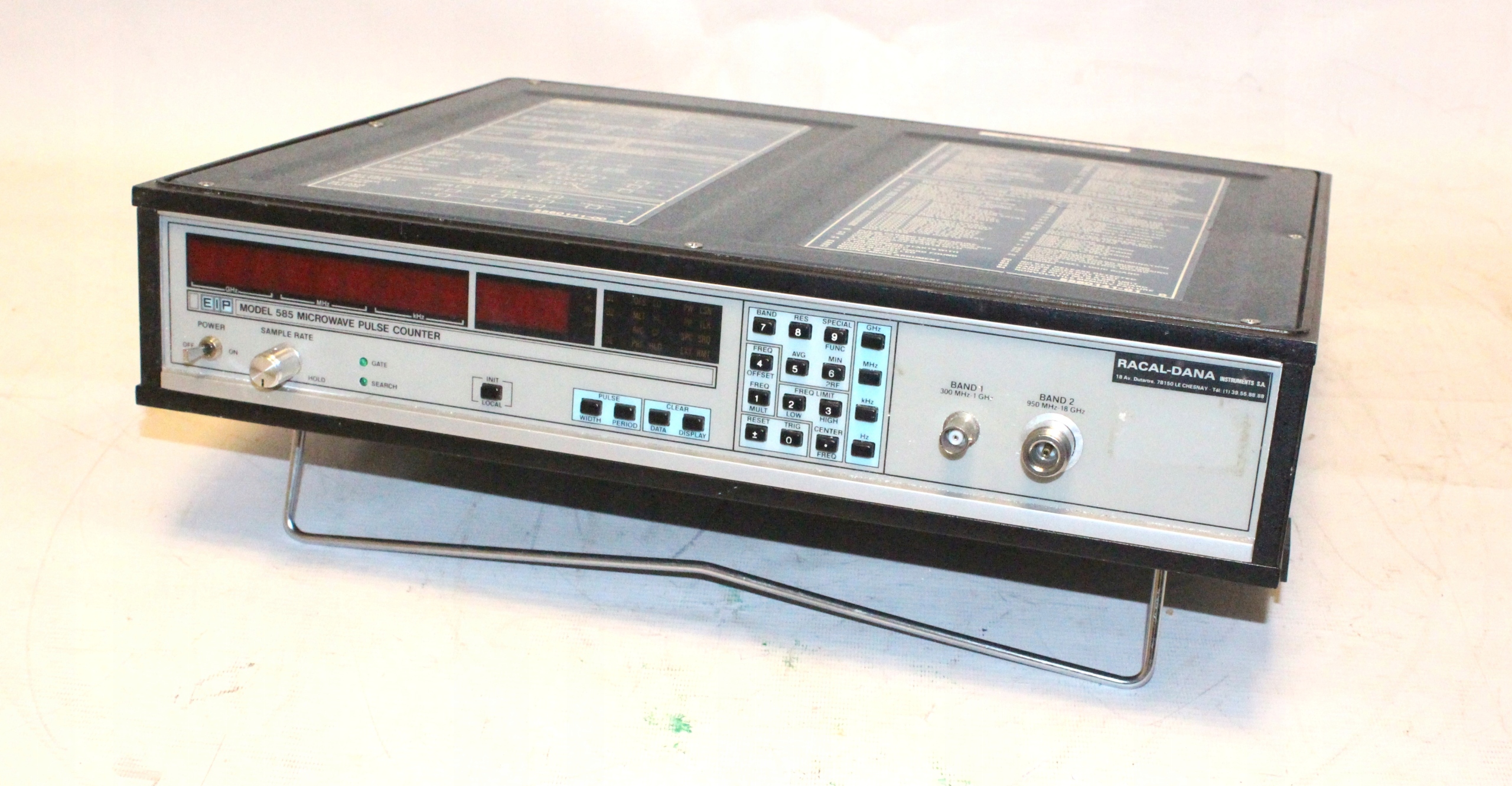 Licznik impulsów mikrofalowych RACAL EIP 585 300MHz-18GHz Częstościomierz