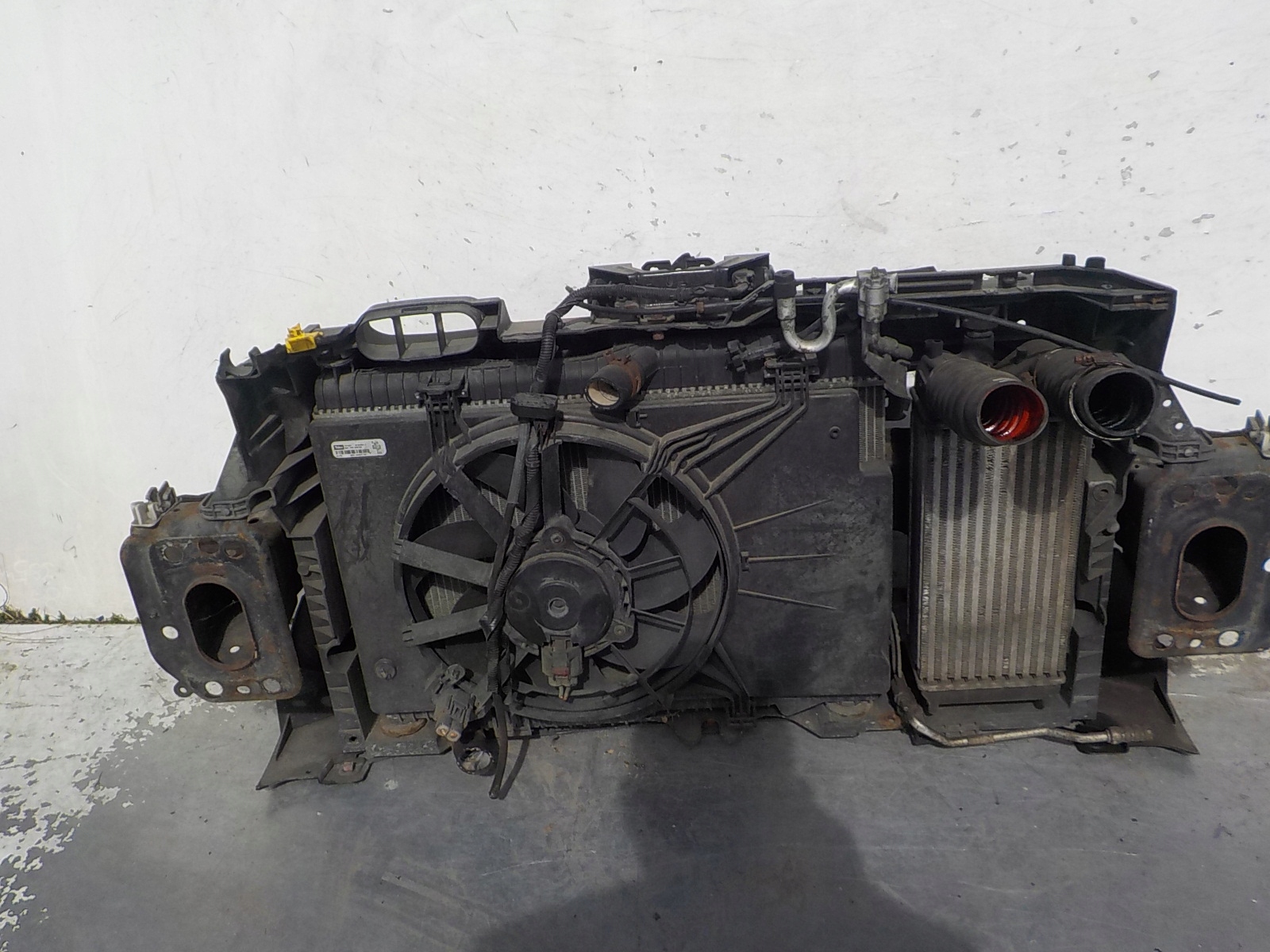 340 FORD FIESTA MK7 1.6 TDCI support panel for radiators sider radiator