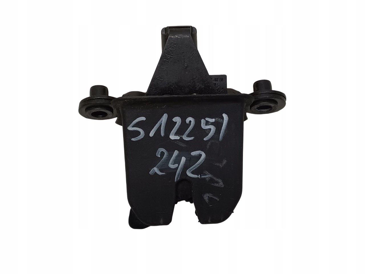 SKODA OCTAVIA 2 II 04- ZAMEK KLAPY BAGAŻNIKA 1Z5827501D