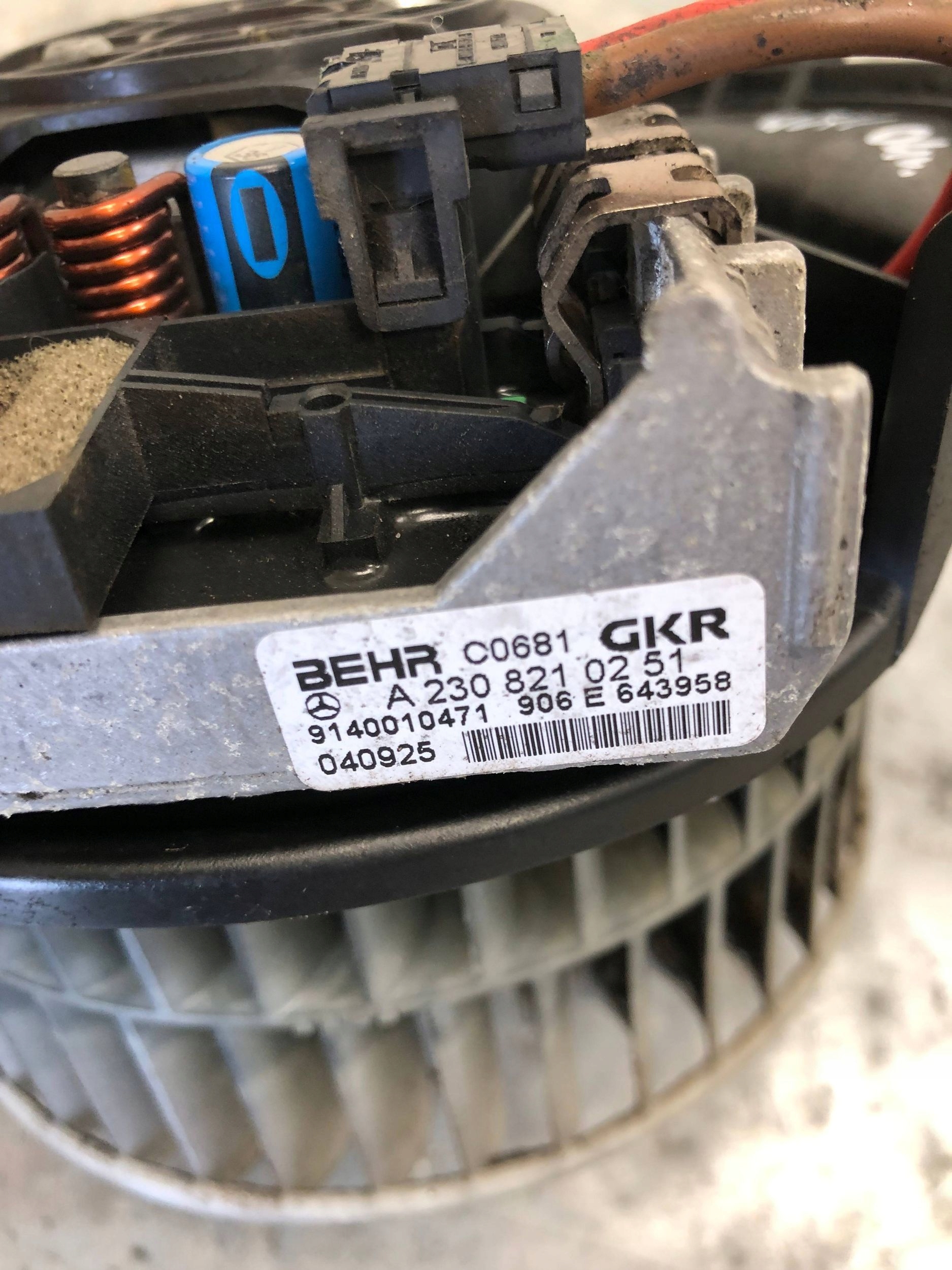 DMUCHAWA Lüfter MERCEDES W211 A2308210251