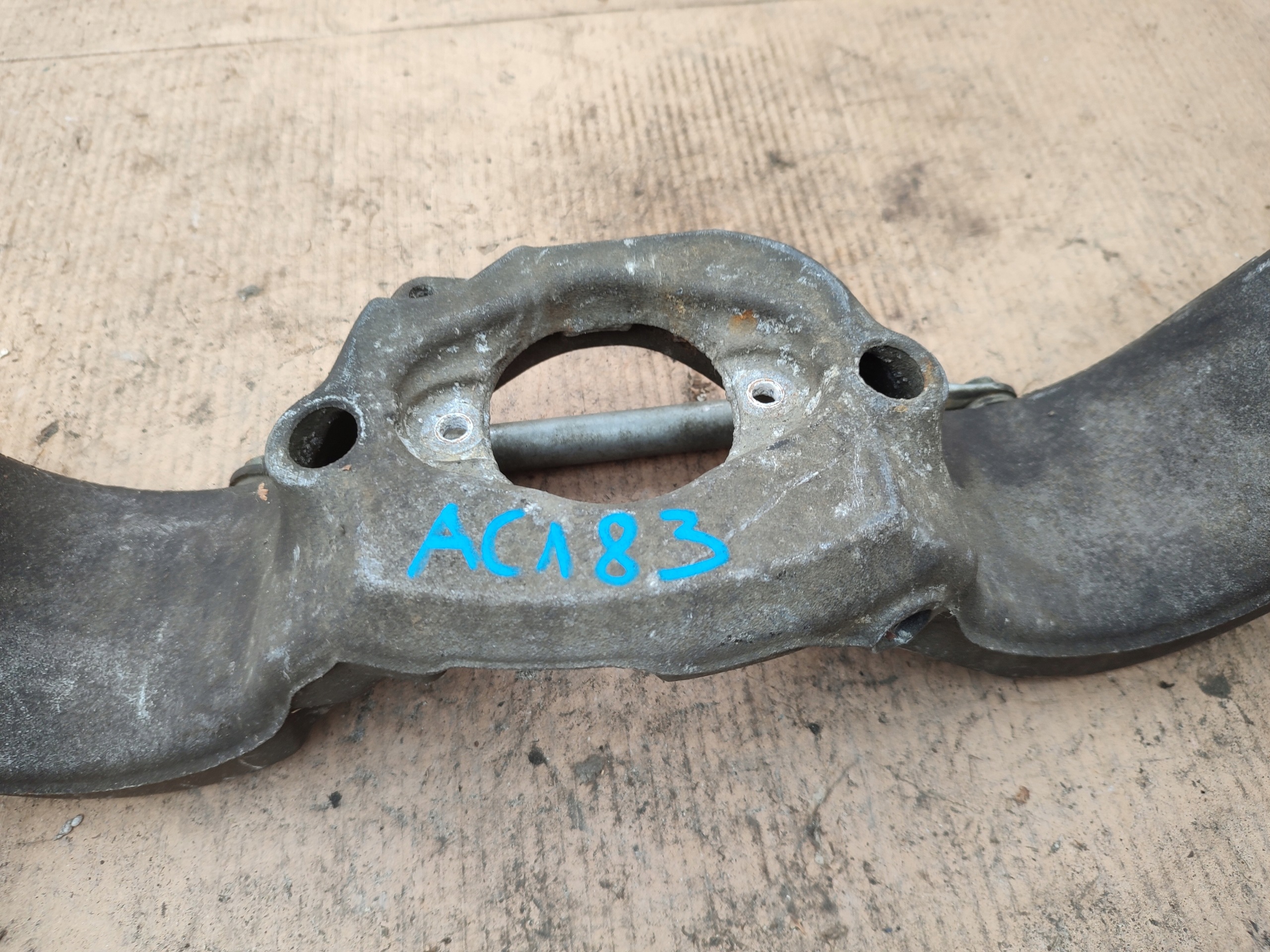 sider below gearbox AUDI A4 B7 8E0399263AG