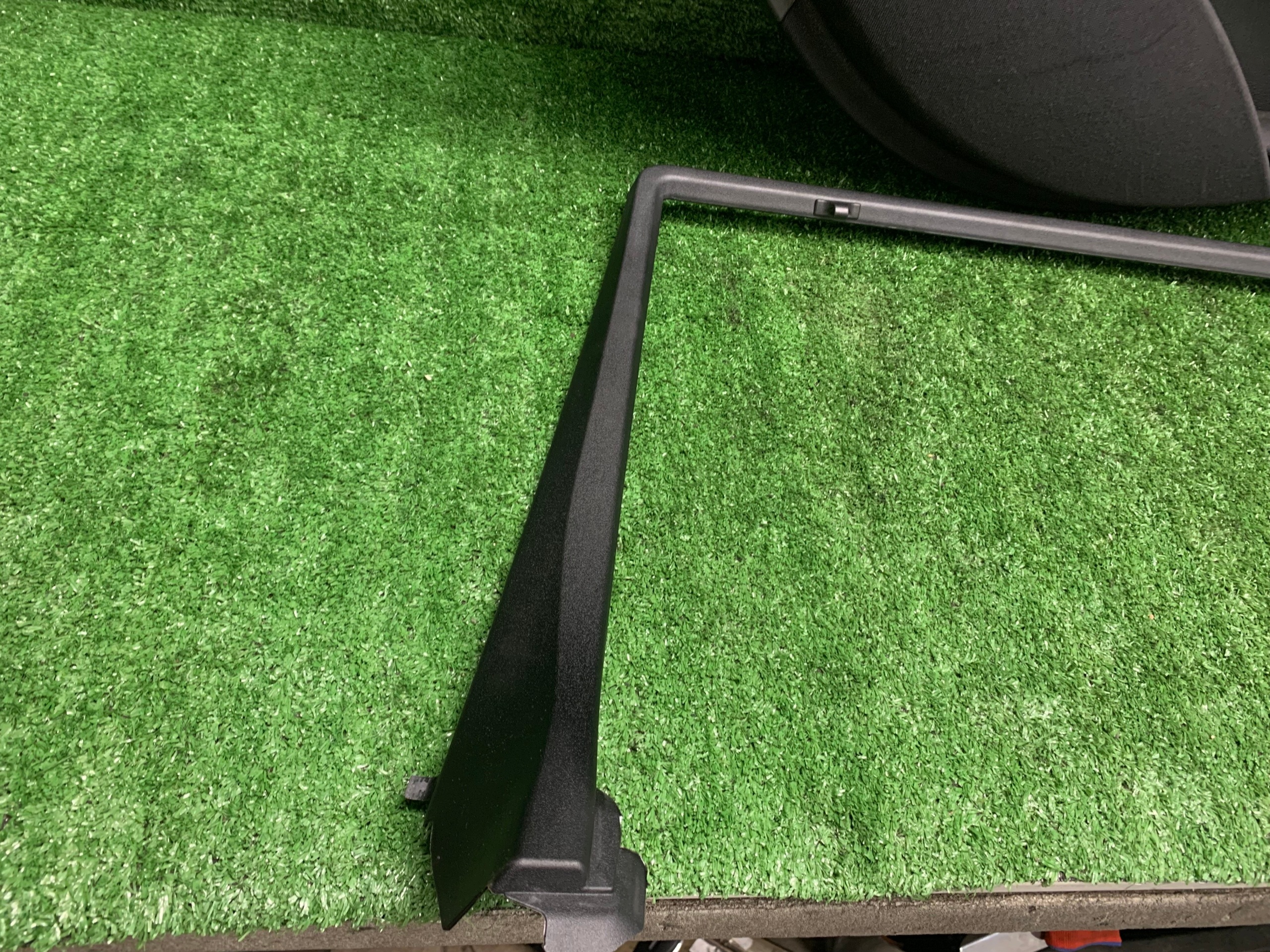 side upholstery door rear part right blinds MERCEDES E W211