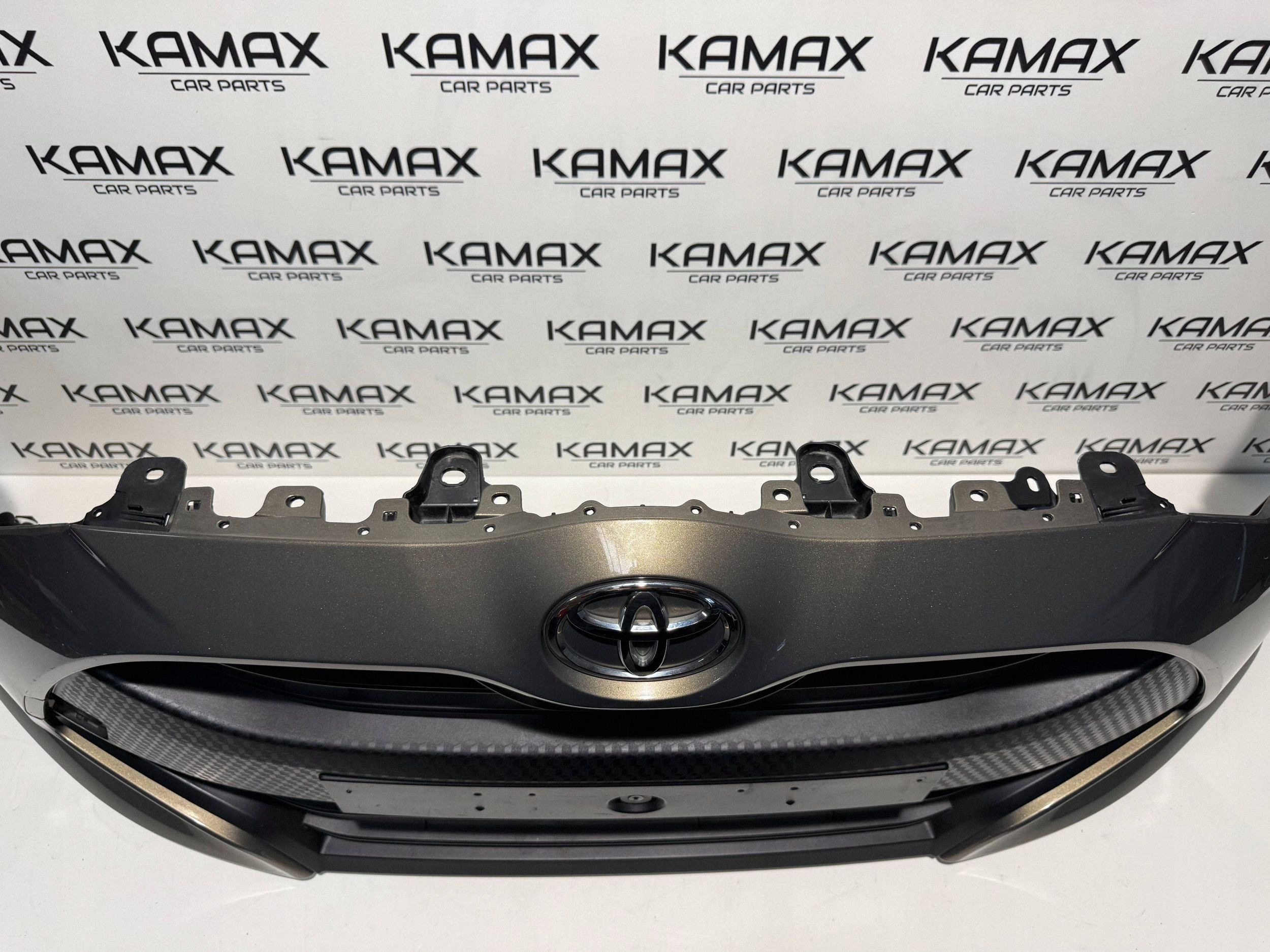 front bumper TOYOTA YARIS IV 20- original 52119-ODA00
