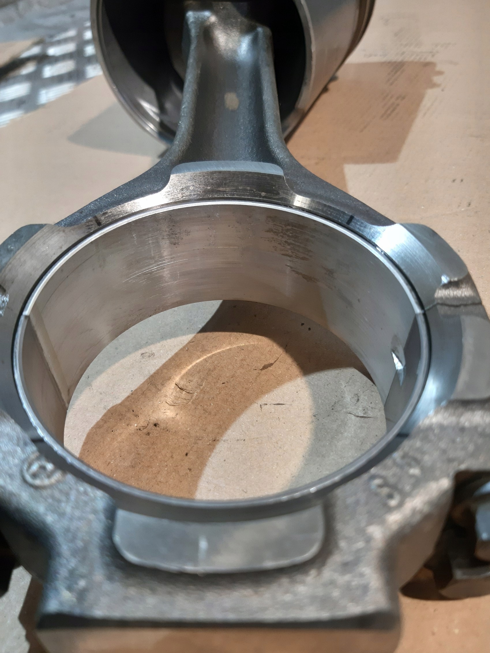 piston connecting rod DAF PACCAR PR183U1 183KW