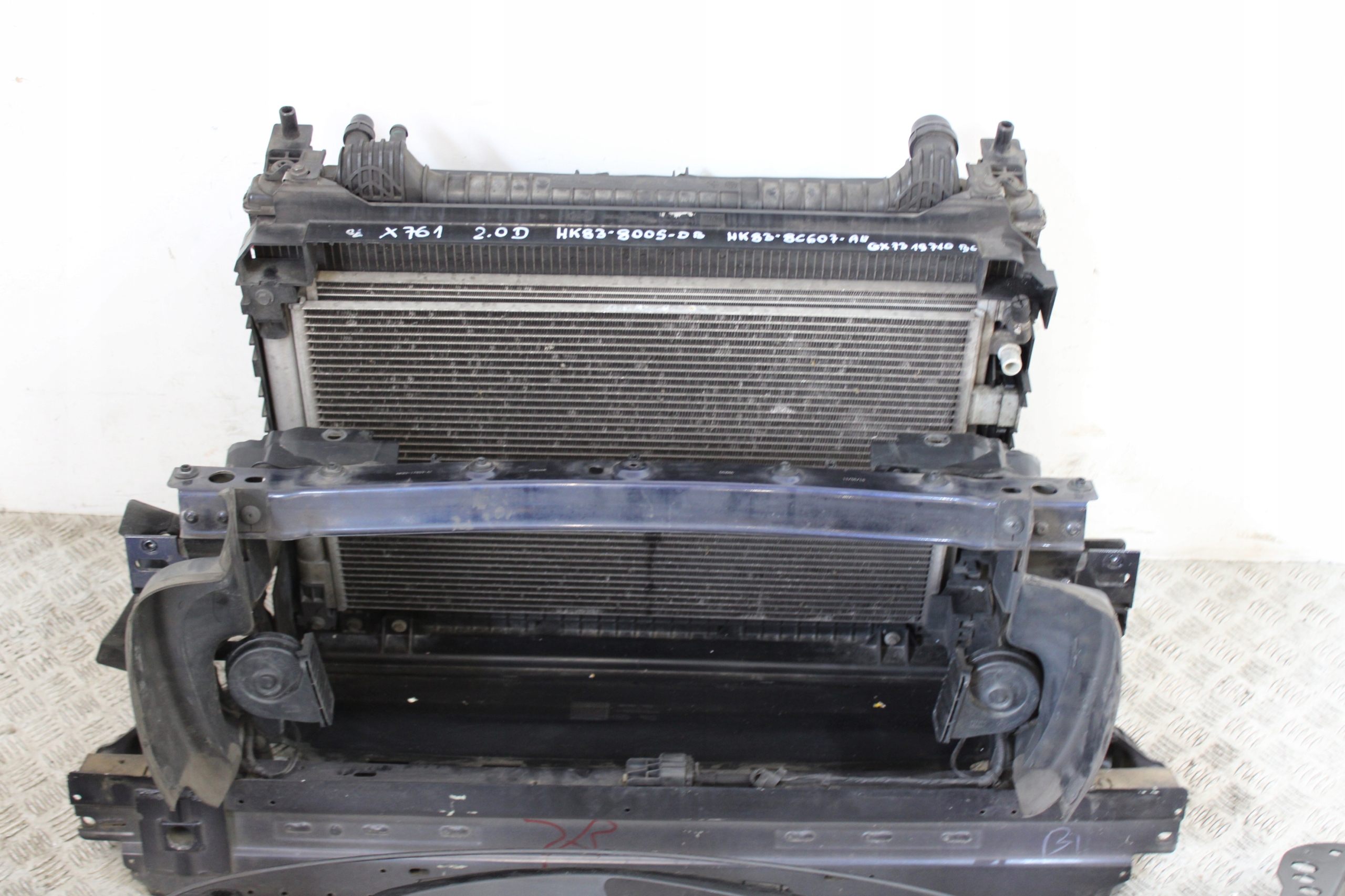 support panel for radiators front pillar radiator JAGUAR F-PACE X761 2.0D