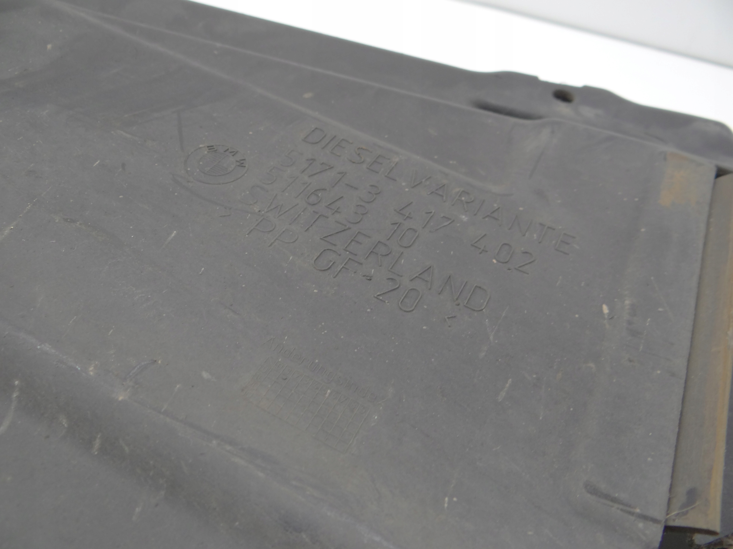 cover chassis left BMW X3 E83 OE 3400039 (13950583)