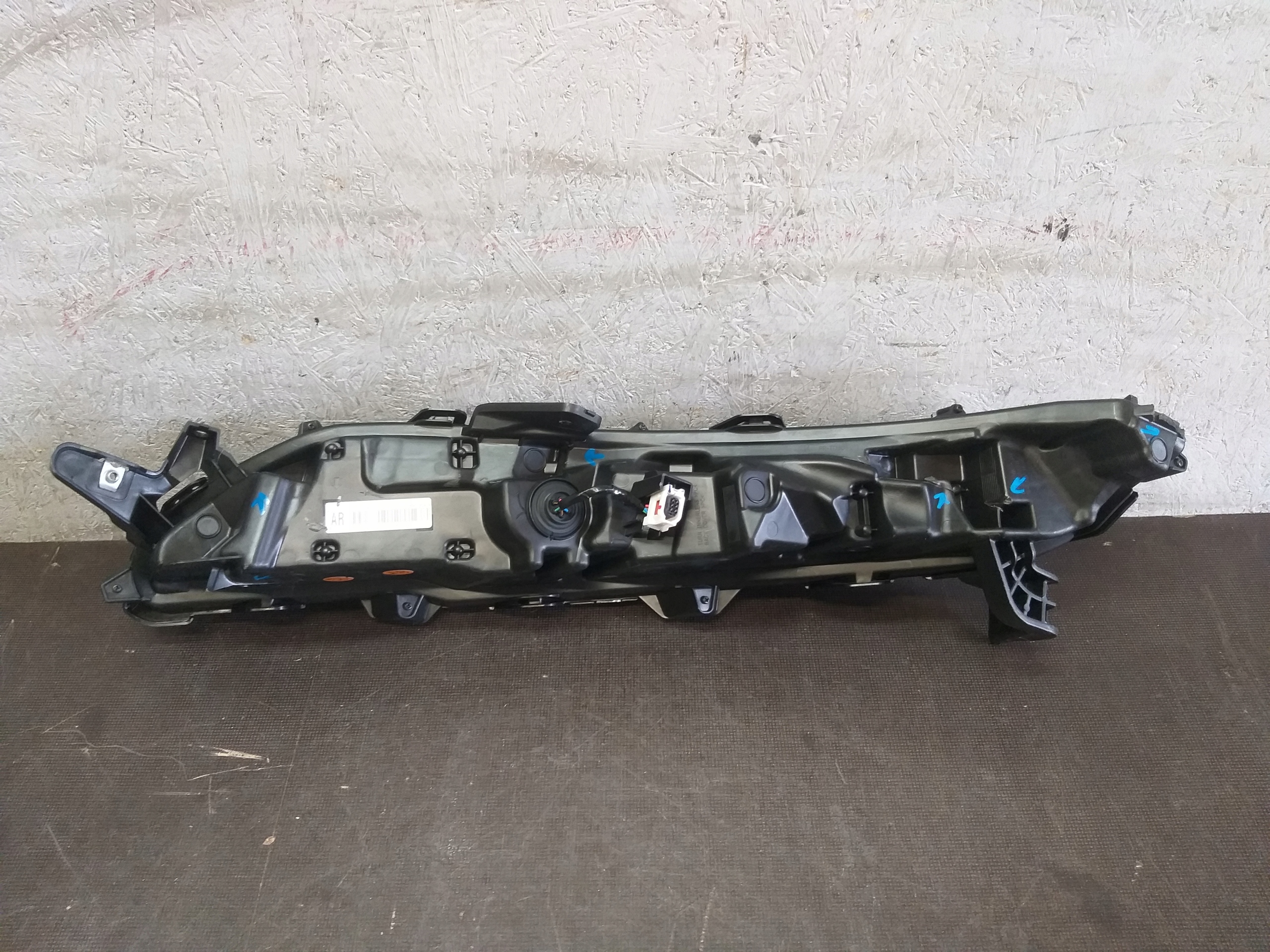 LIGHT FRONT RIGHT MITSUBISHI ECLIPSE CROSS LED LIFT