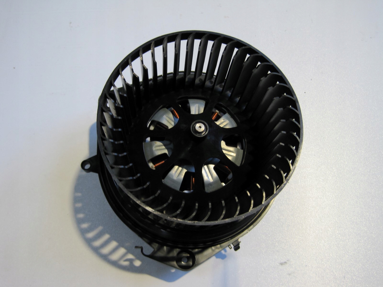 ventilátor kúrenia 1EA820021A
