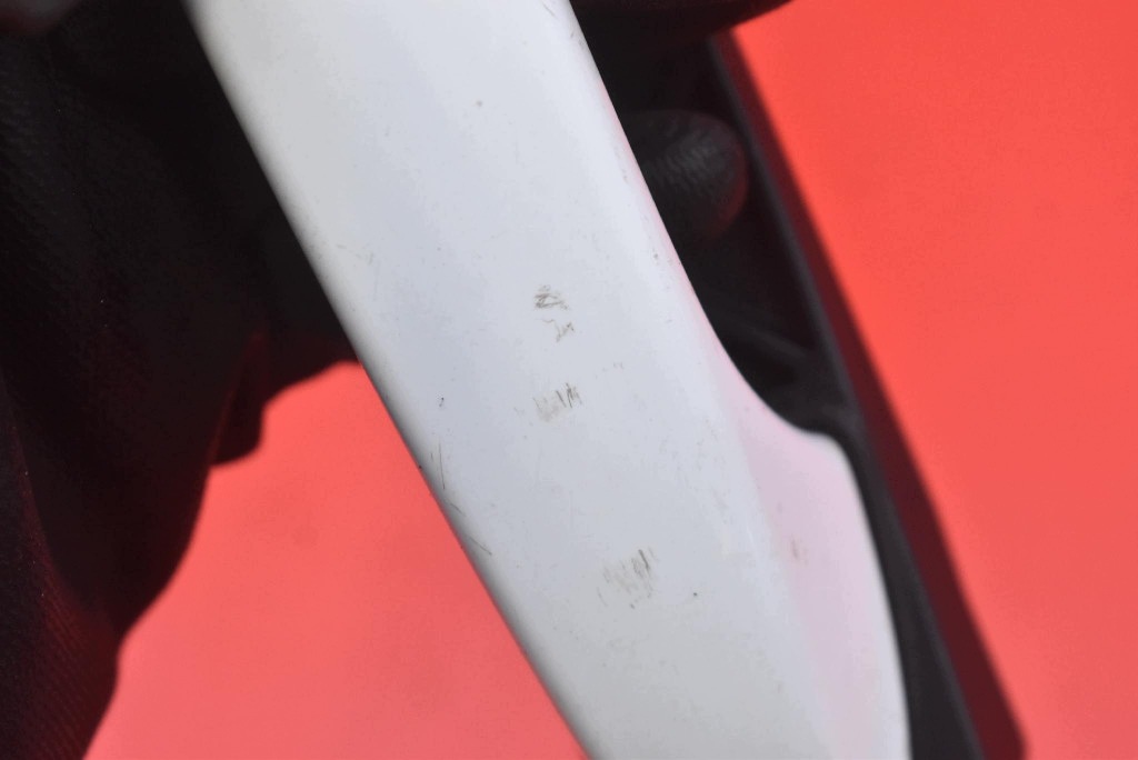 handle left front front BIALA HYUNDAI I20 2 II GB 5D 14-18