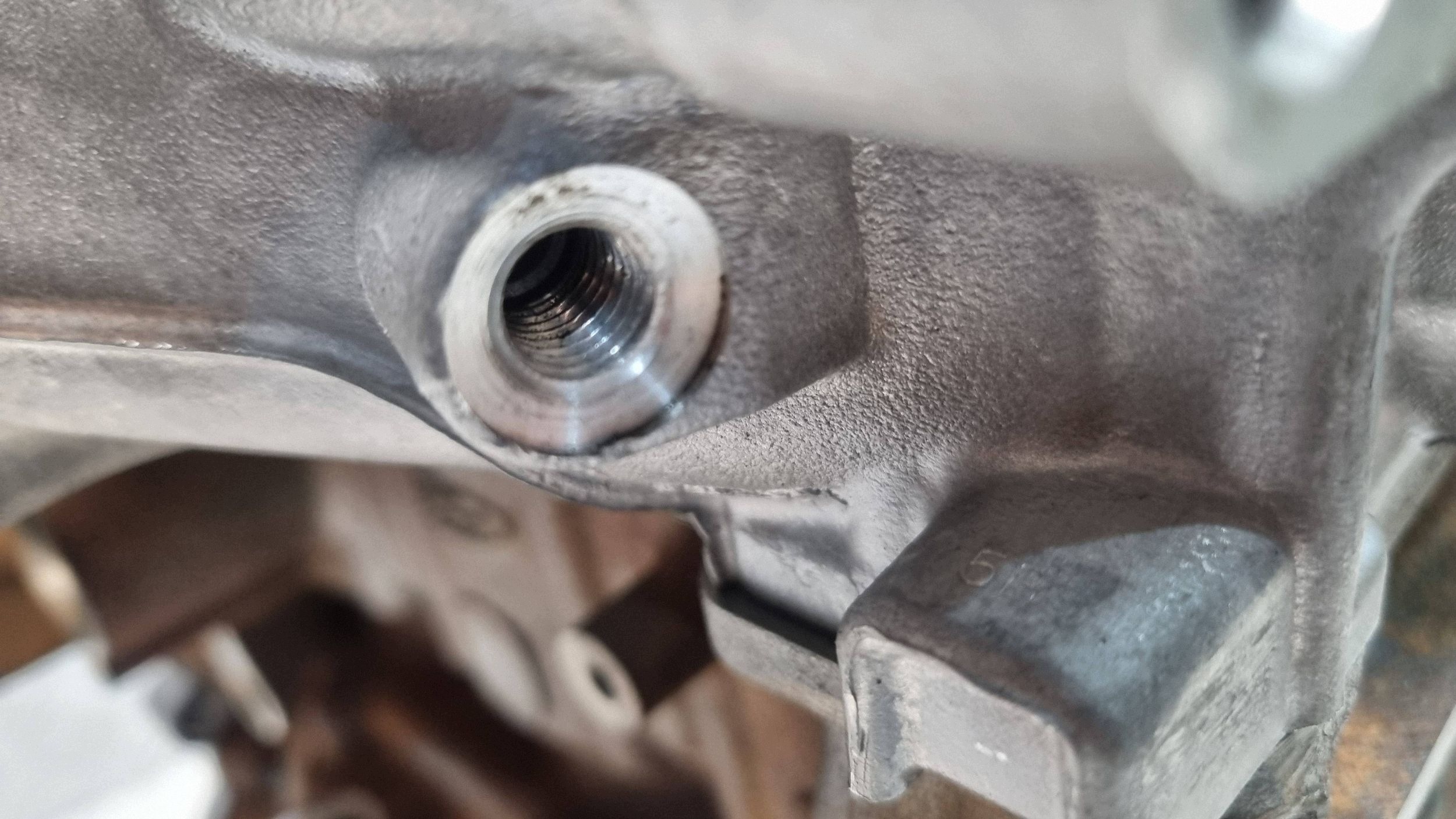 engine M1JJ FORD ECOSPORT MK2 FIESTA MK7 B-MAX 1.0 ECOBOOST below sensor
