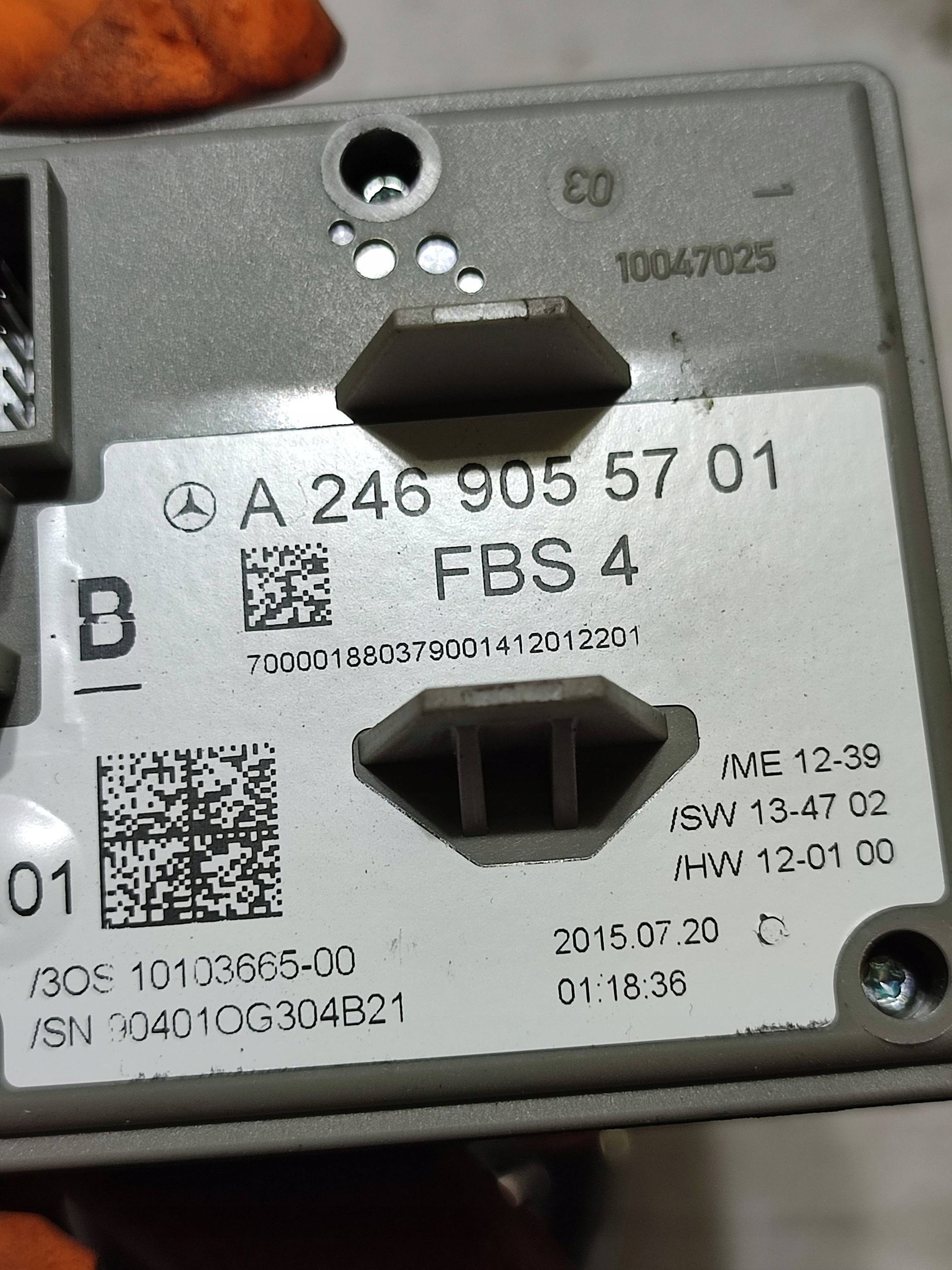 Mercedes-Benz GLA W156 2015 ignition key lock
