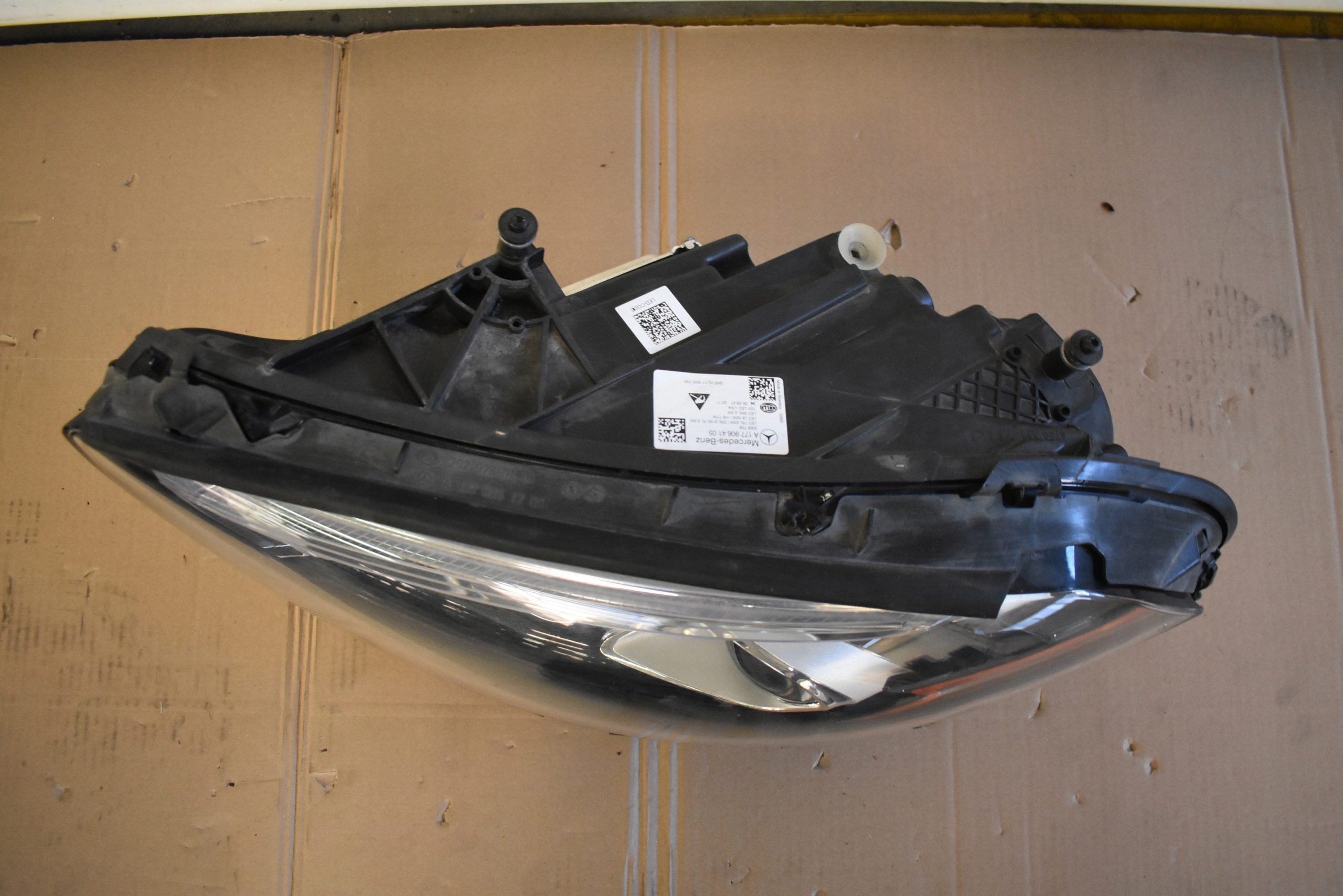 IDEALNA light LED HIGH PERFORMANCE front left + MODULY MERCEDES W177 1