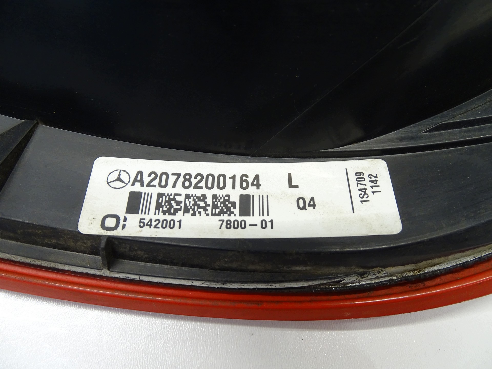 light left rear part rear left LED MERCEDES E COUPE CABRIO W207 A2078200164