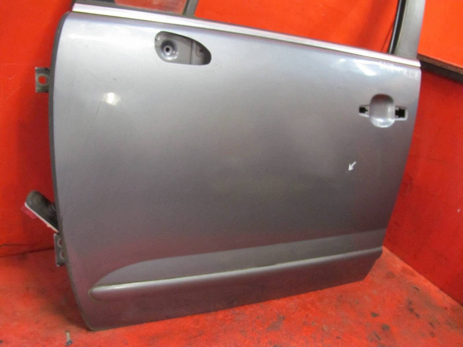 PEUGEOT 5008 and 1 T87 0U 0E door left front front grey KTHC