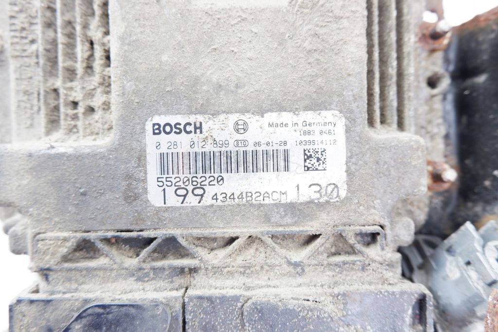 computer control unit of the engine FIAT PUNTO 1.1 BENZ 55206220