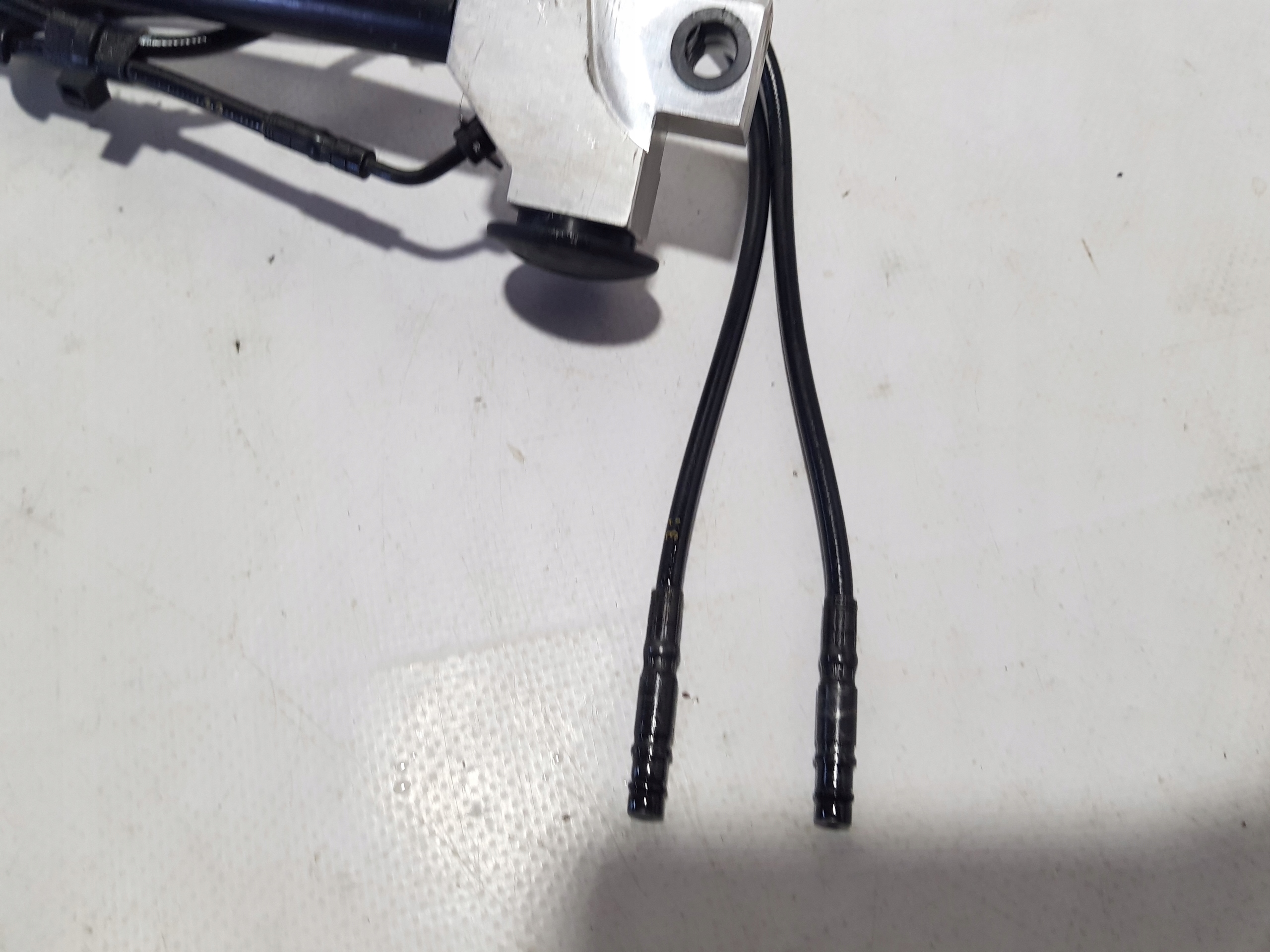 MERCEDES C207 W207 Dämpfer dach links 31 32