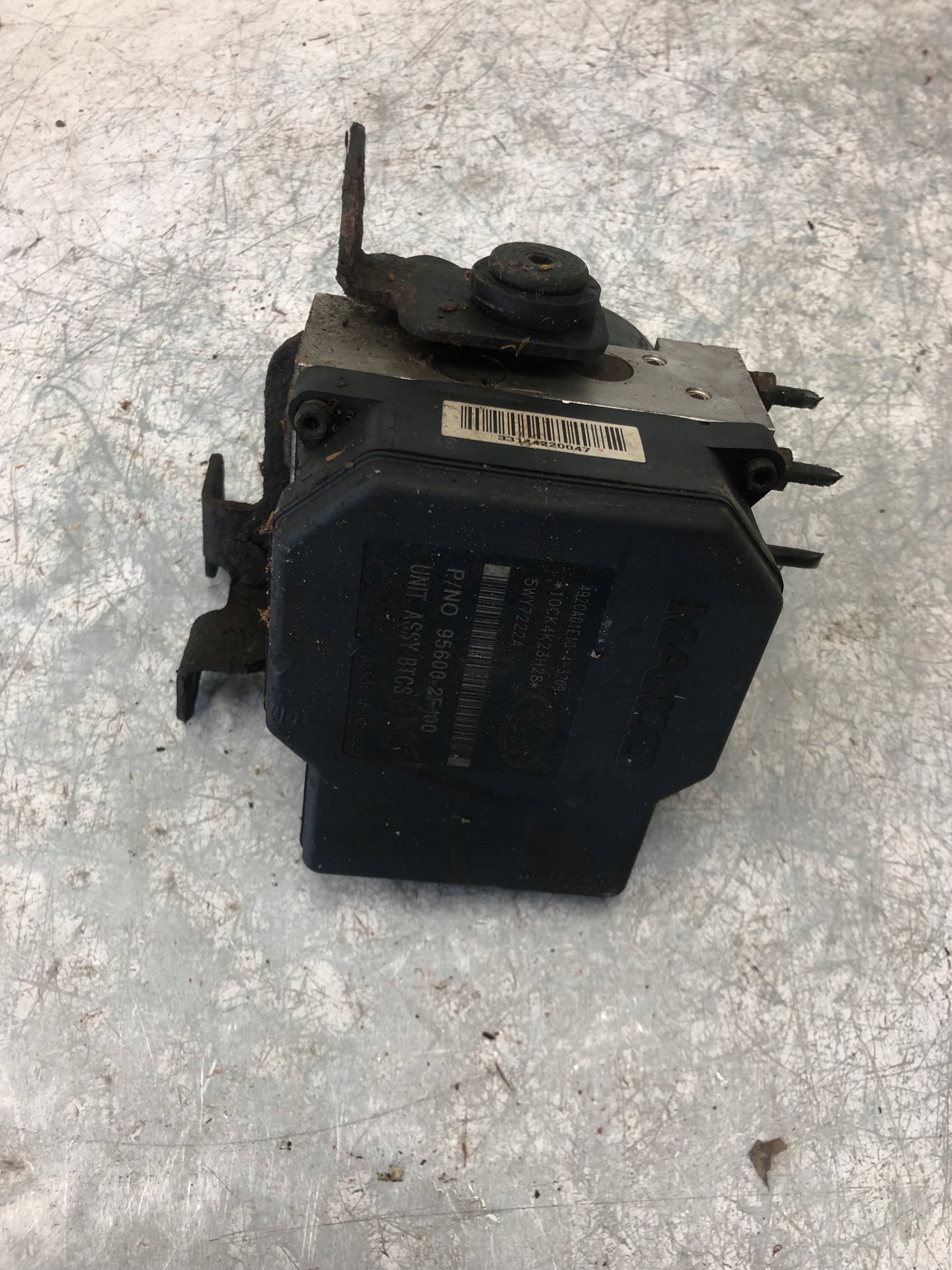 pompa ABS KIA CERATO 95600-2F100 58920-2F100