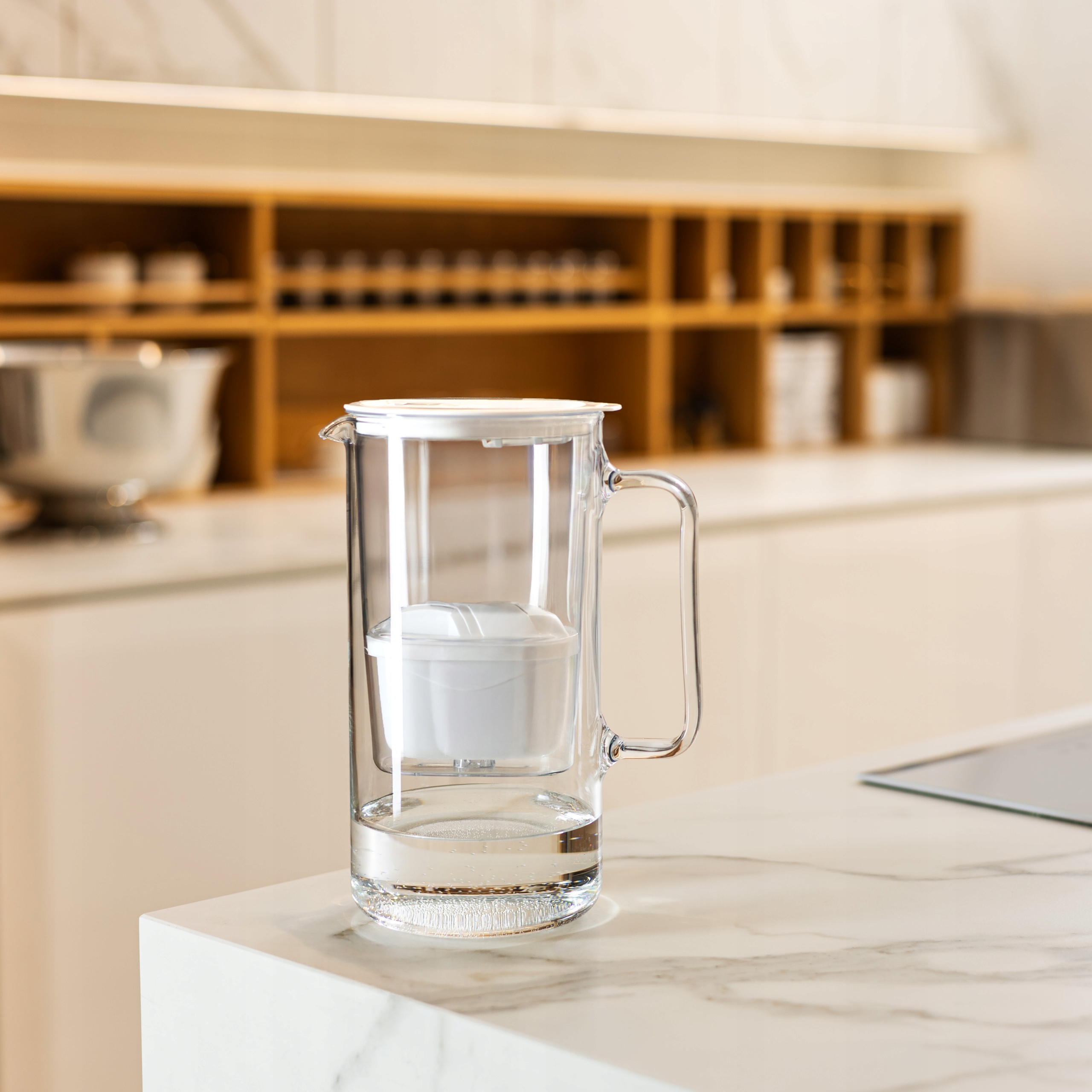 Üveg szűrőkancsó Wessper D4 BOROSILICATE MINI futureflow 2l Gyártó kódja WES208-FF-WH