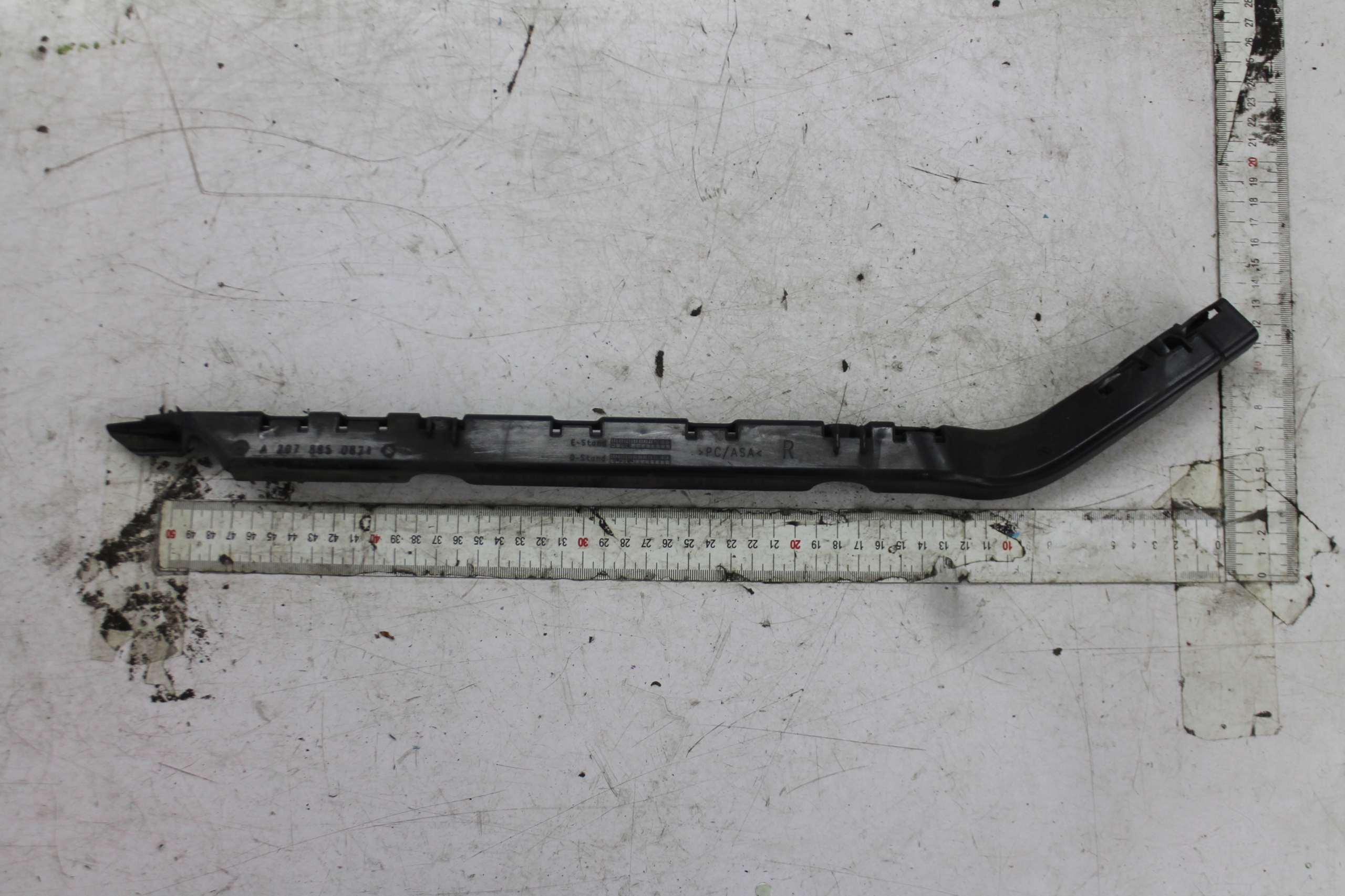 support right rear part A2078850821 MERCEDES W207 09-17